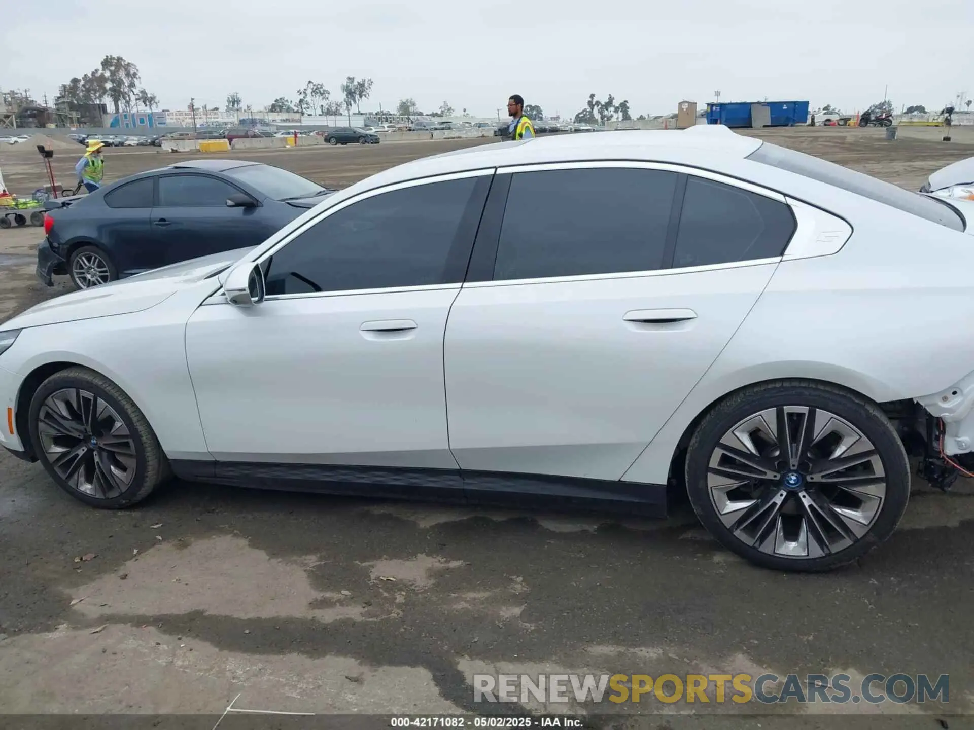 15 Photograph of a damaged car WBY33FK03RCR34684 BMW I5 2024