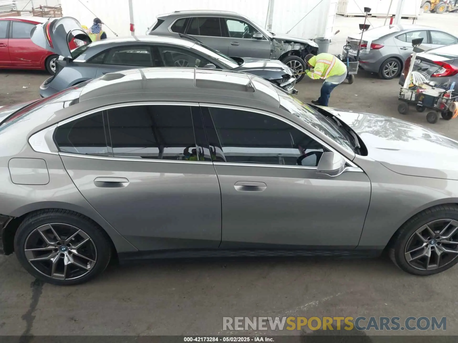 14 Photograph of a damaged car WBY33FK06RCR97424 BMW I5 2024