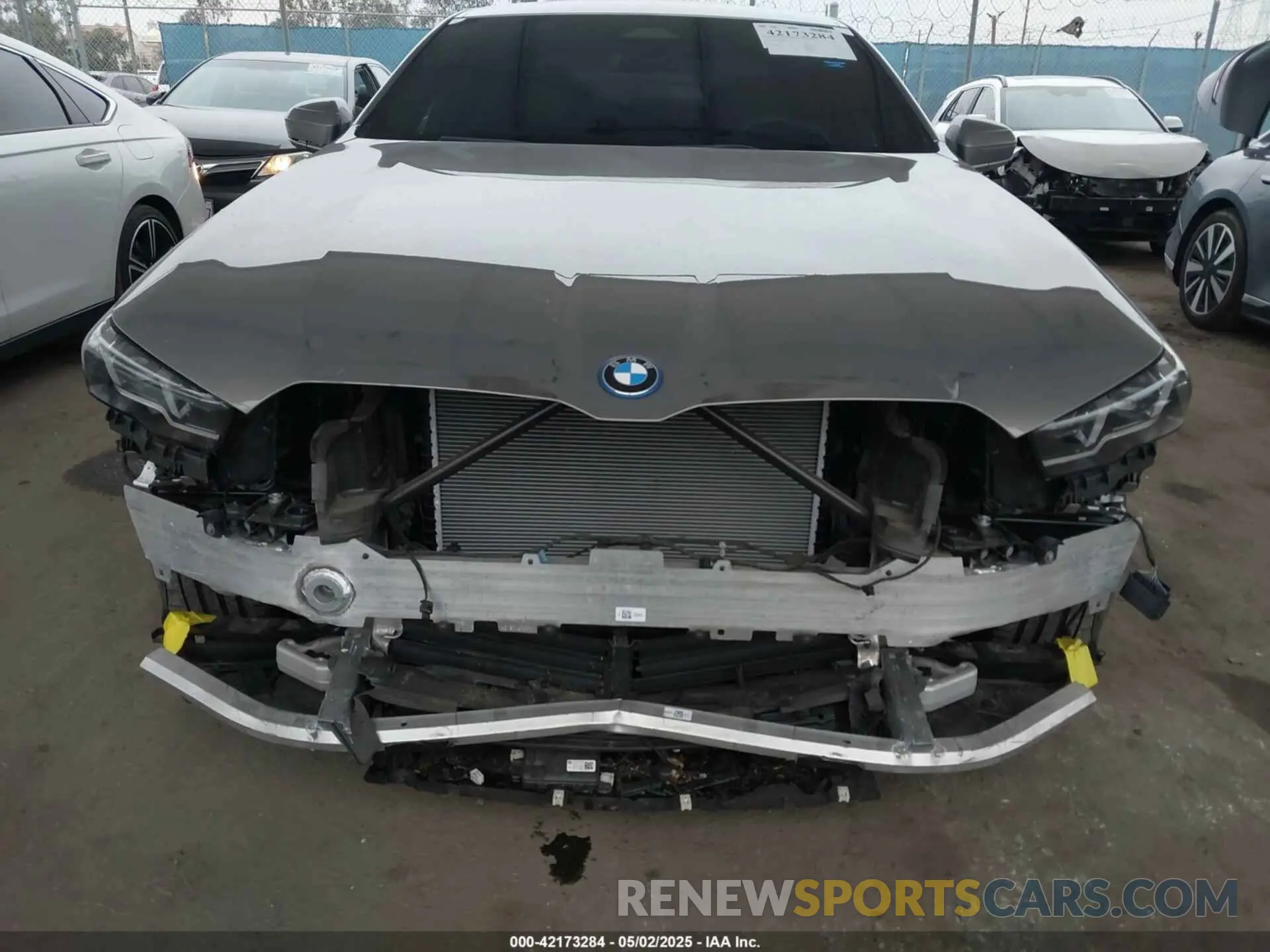 6 Photograph of a damaged car WBY33FK06RCR97424 BMW I5 2024