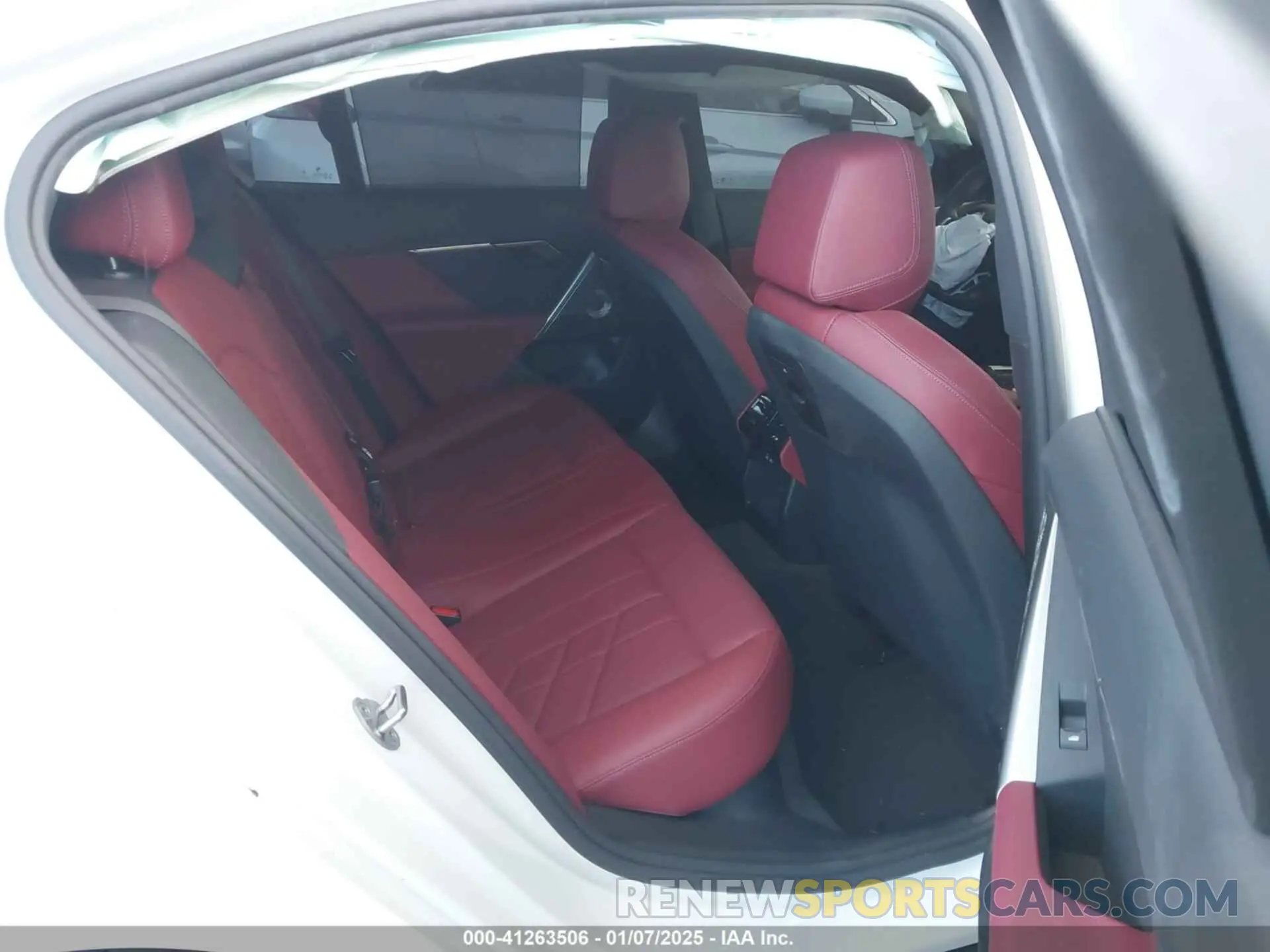 8 Photograph of a damaged car WBY43FK05RCR89416 BMW I5 2024
