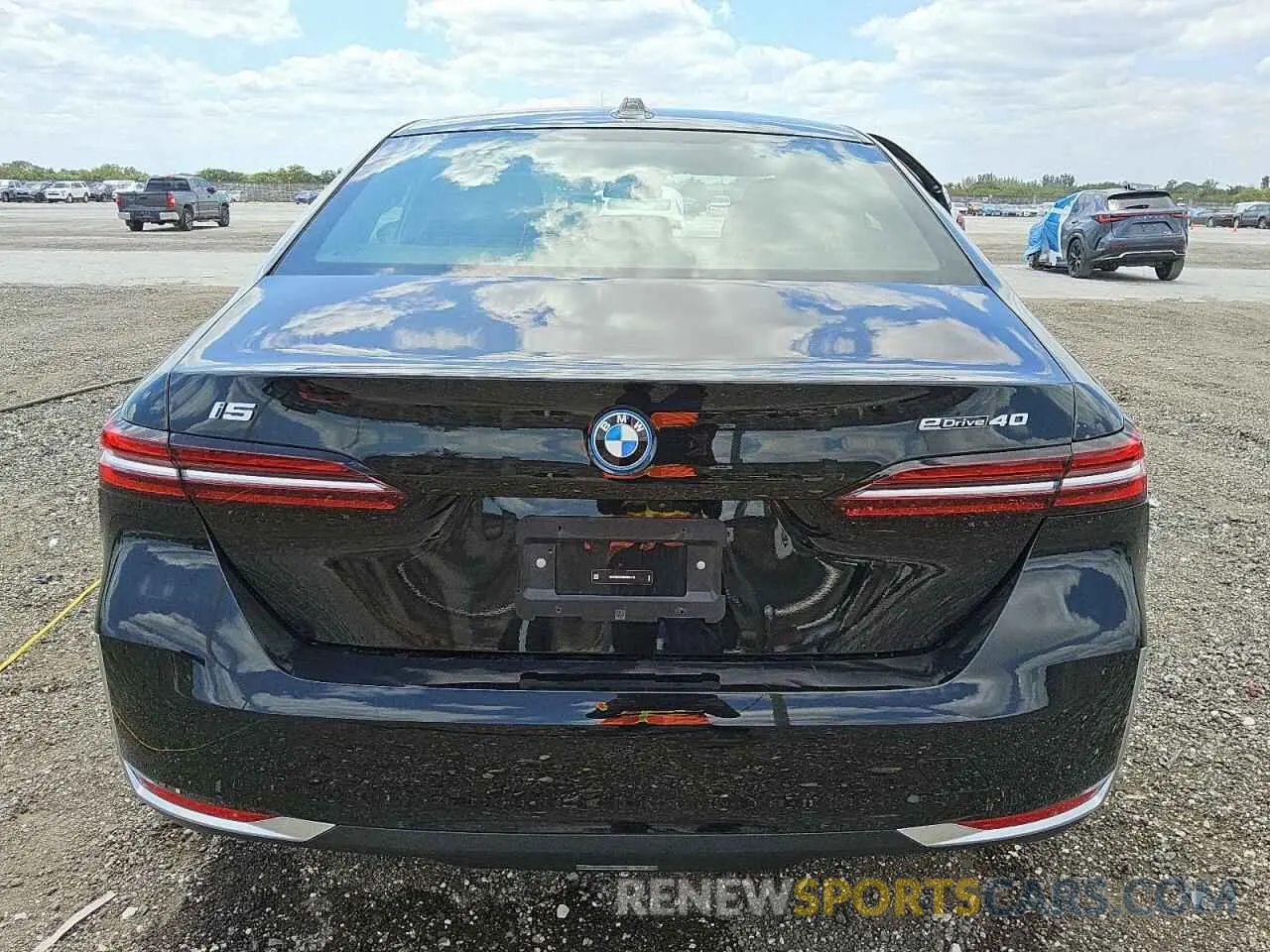 6 Photograph of a damaged car WBY33FK02RCR91118 BMW I5 EDRIVE 2024