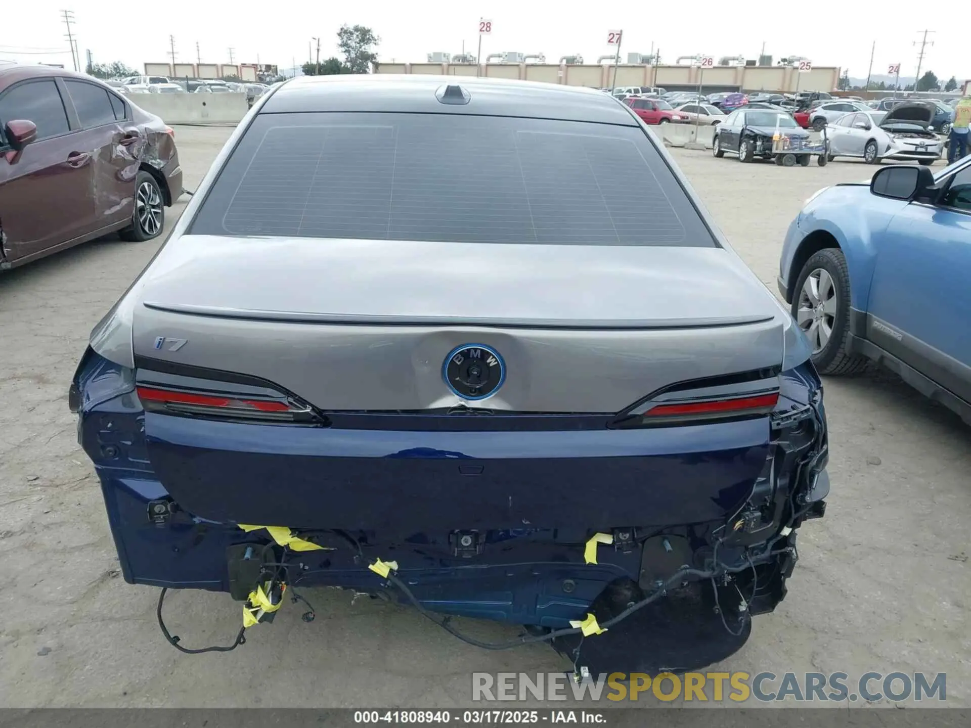 17 Photograph of a damaged car WBY53EJ05PCM97031 BMW I7 2023