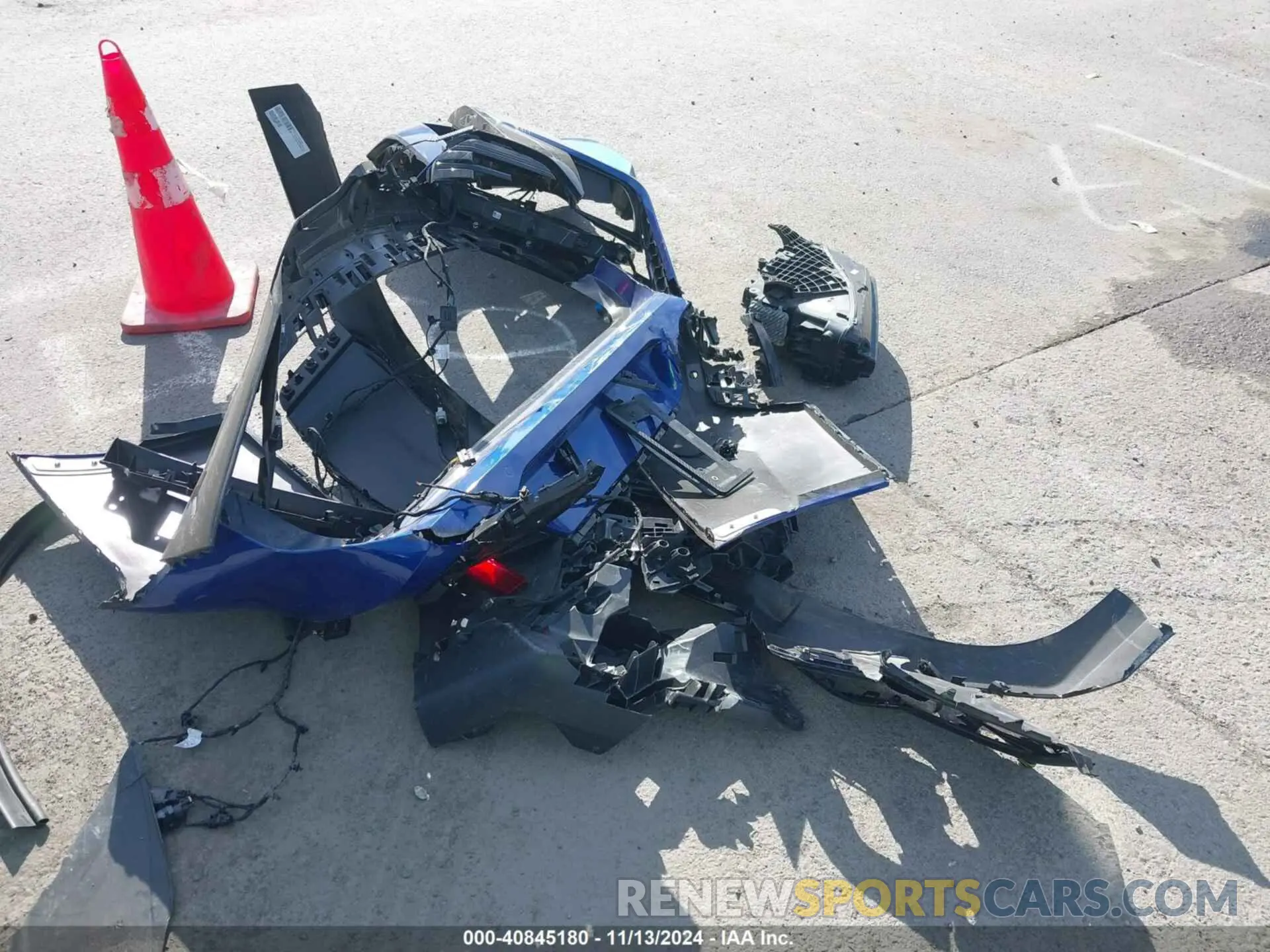 11 Photograph of a damaged car WBY53EJ05PCN86100 BMW I7 2023