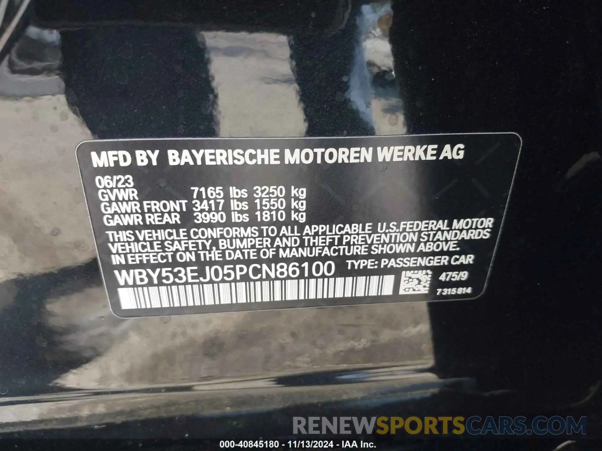 9 Photograph of a damaged car WBY53EJ05PCN86100 BMW I7 2023
