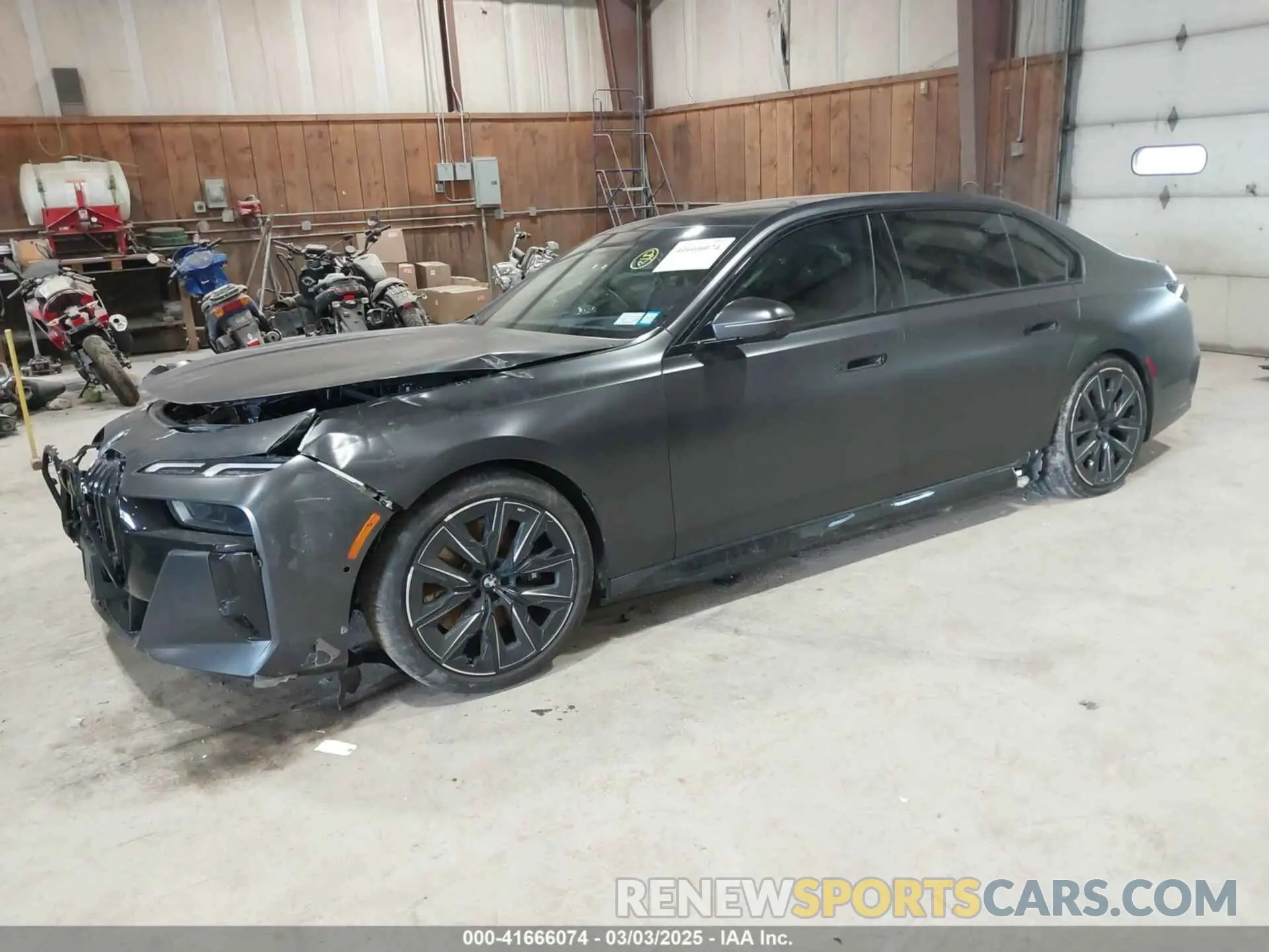 2 Photograph of a damaged car WBY53EJ07PCM80196 BMW I7 2023