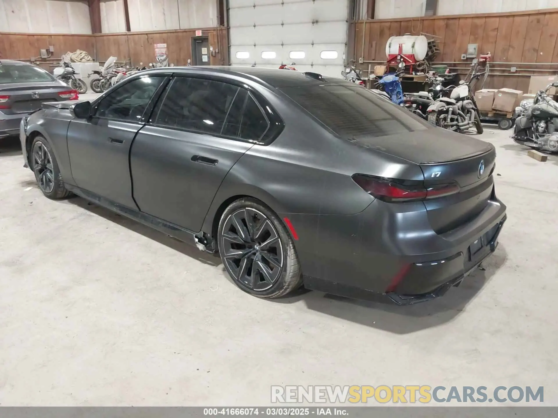 3 Photograph of a damaged car WBY53EJ07PCM80196 BMW I7 2023