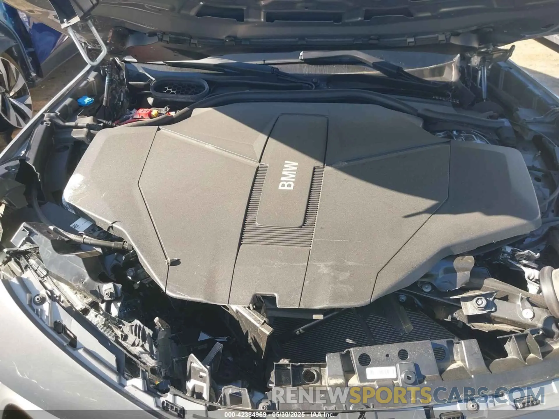 10 Photograph of a damaged car WBY43EJ00RCR66802 BMW I7 2024