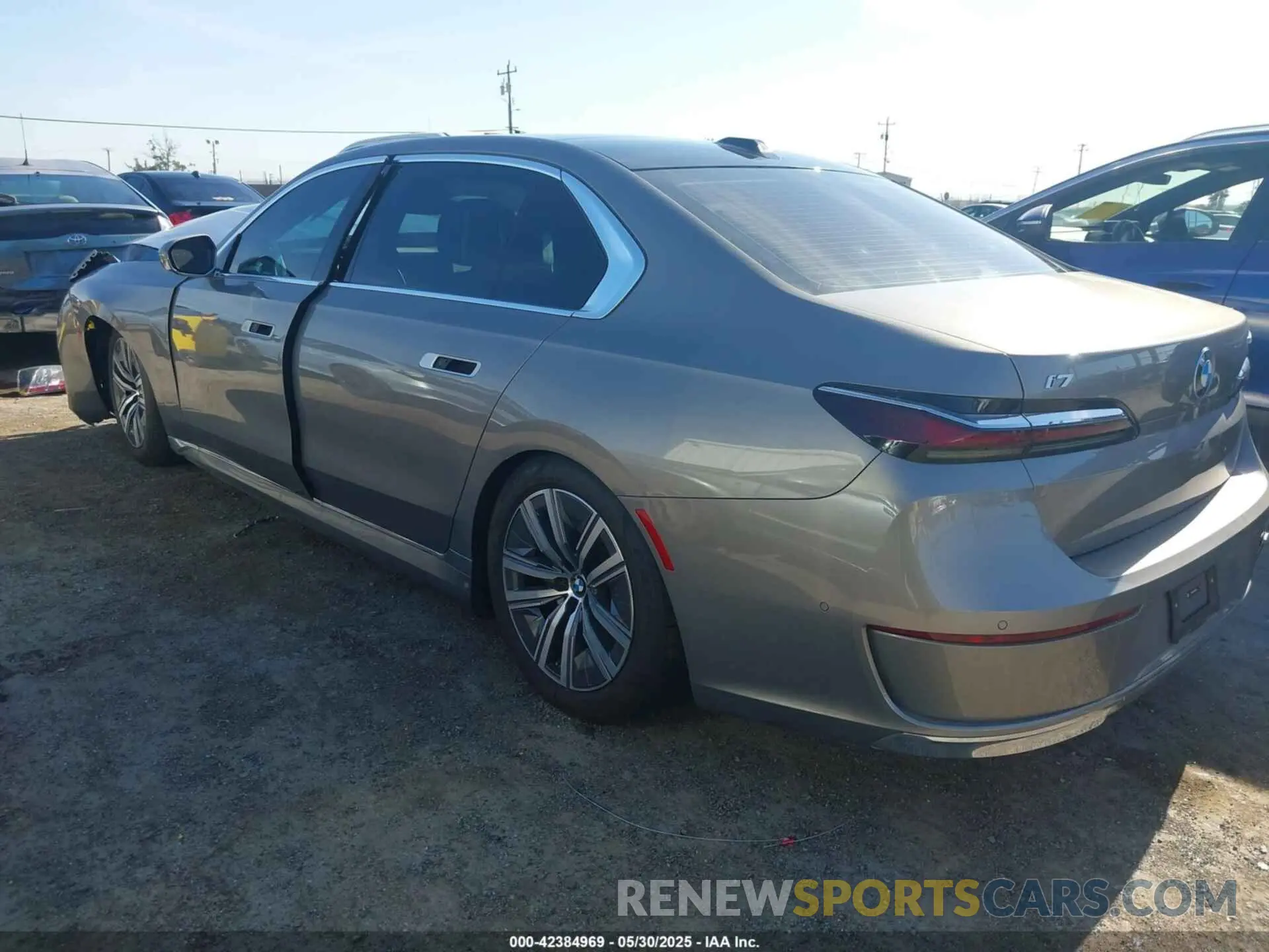 3 Photograph of a damaged car WBY43EJ00RCR66802 BMW I7 2024