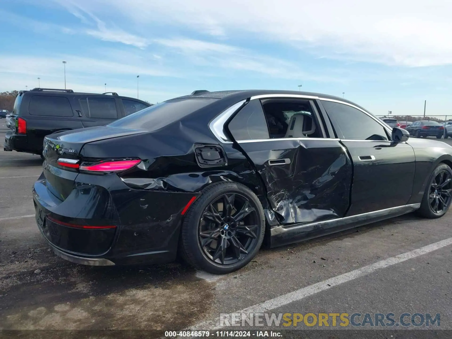 6 Photograph of a damaged car WBY53EJ0XRCR61336 BMW I7 2024
