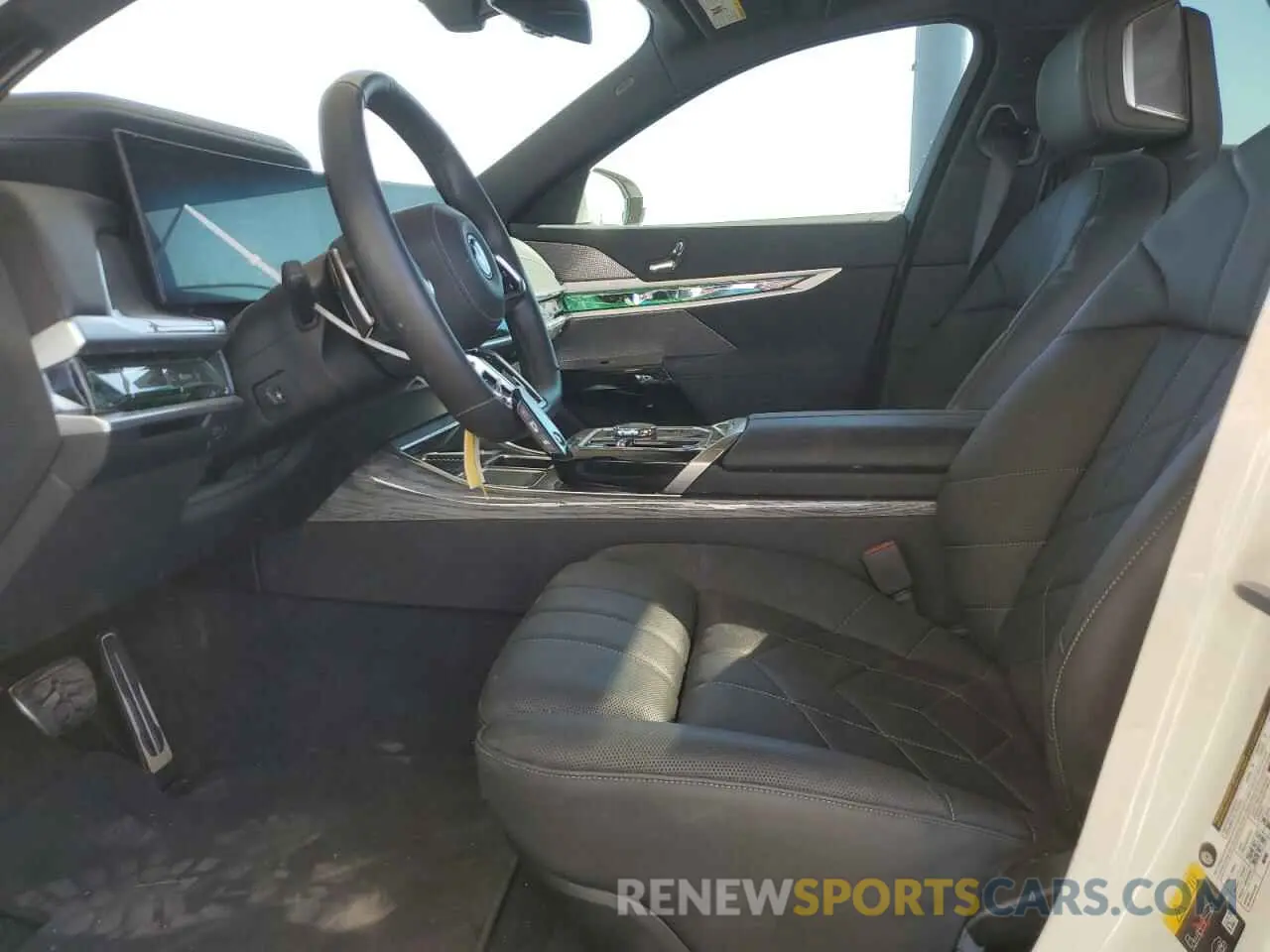7 Photograph of a damaged car WBY43EJ06RCR45999 BMW I7 EDRIVE5 2024