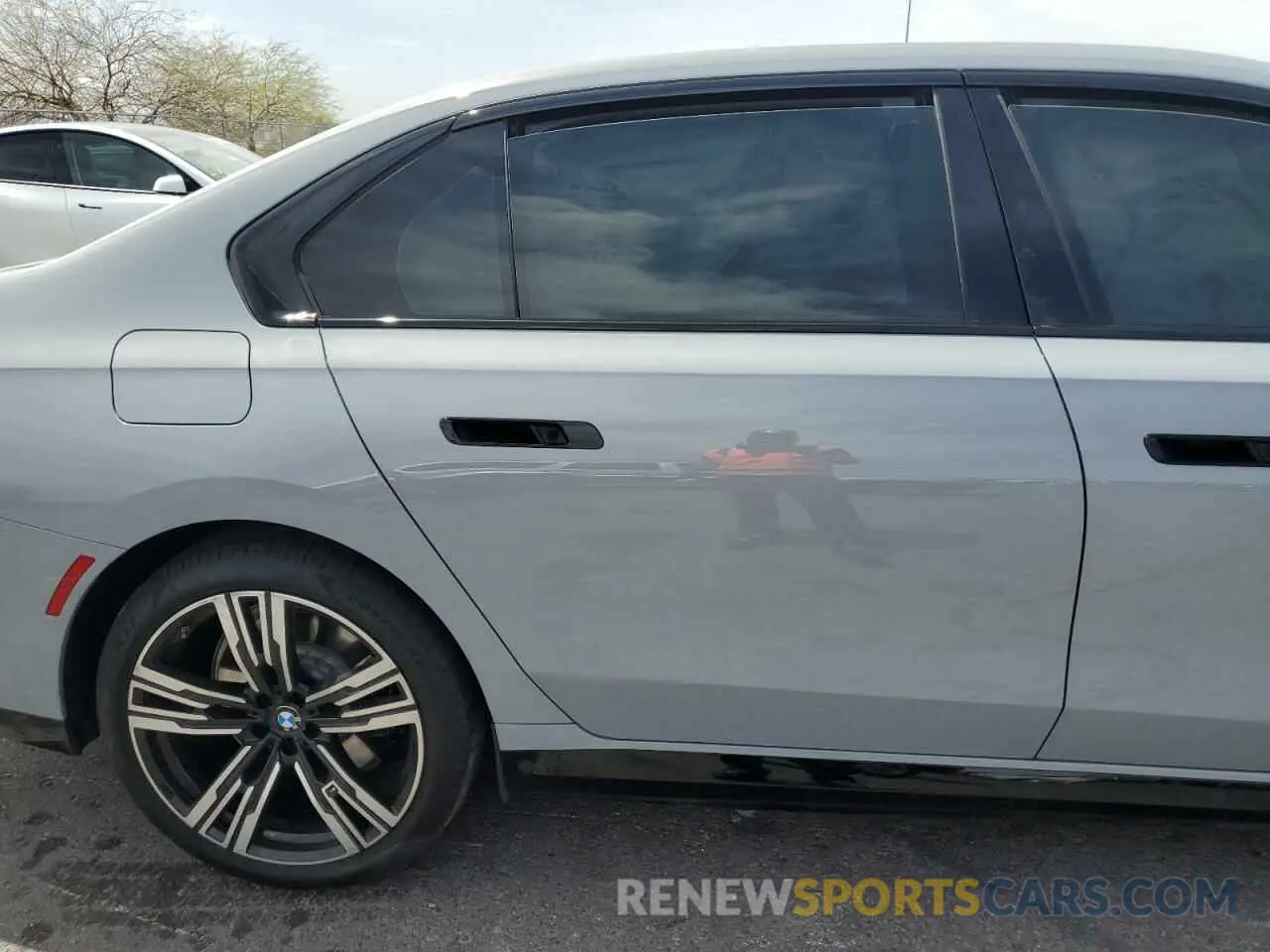 10 Photograph of a damaged car WBY53EJ04RCR17588 BMW I7 XDRIVE6 2024