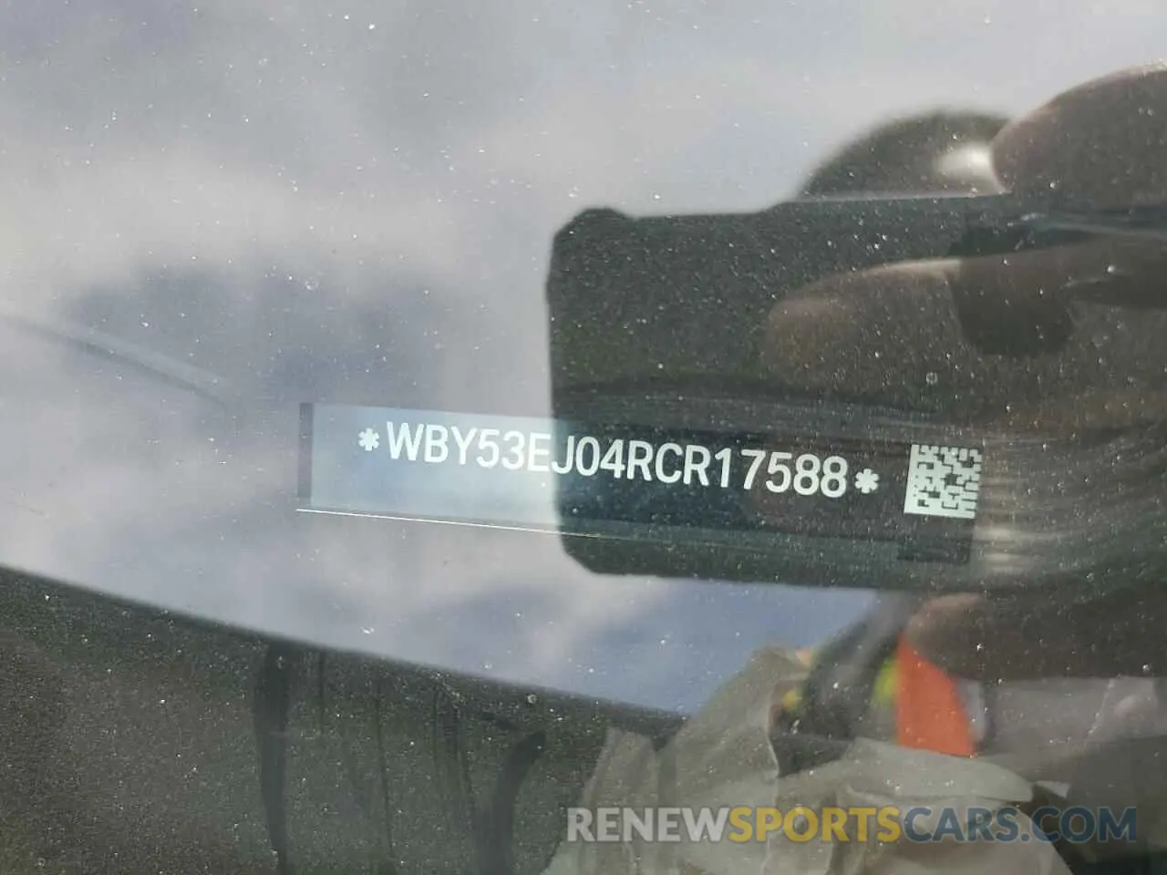 13 Photograph of a damaged car WBY53EJ04RCR17588 BMW I7 XDRIVE6 2024