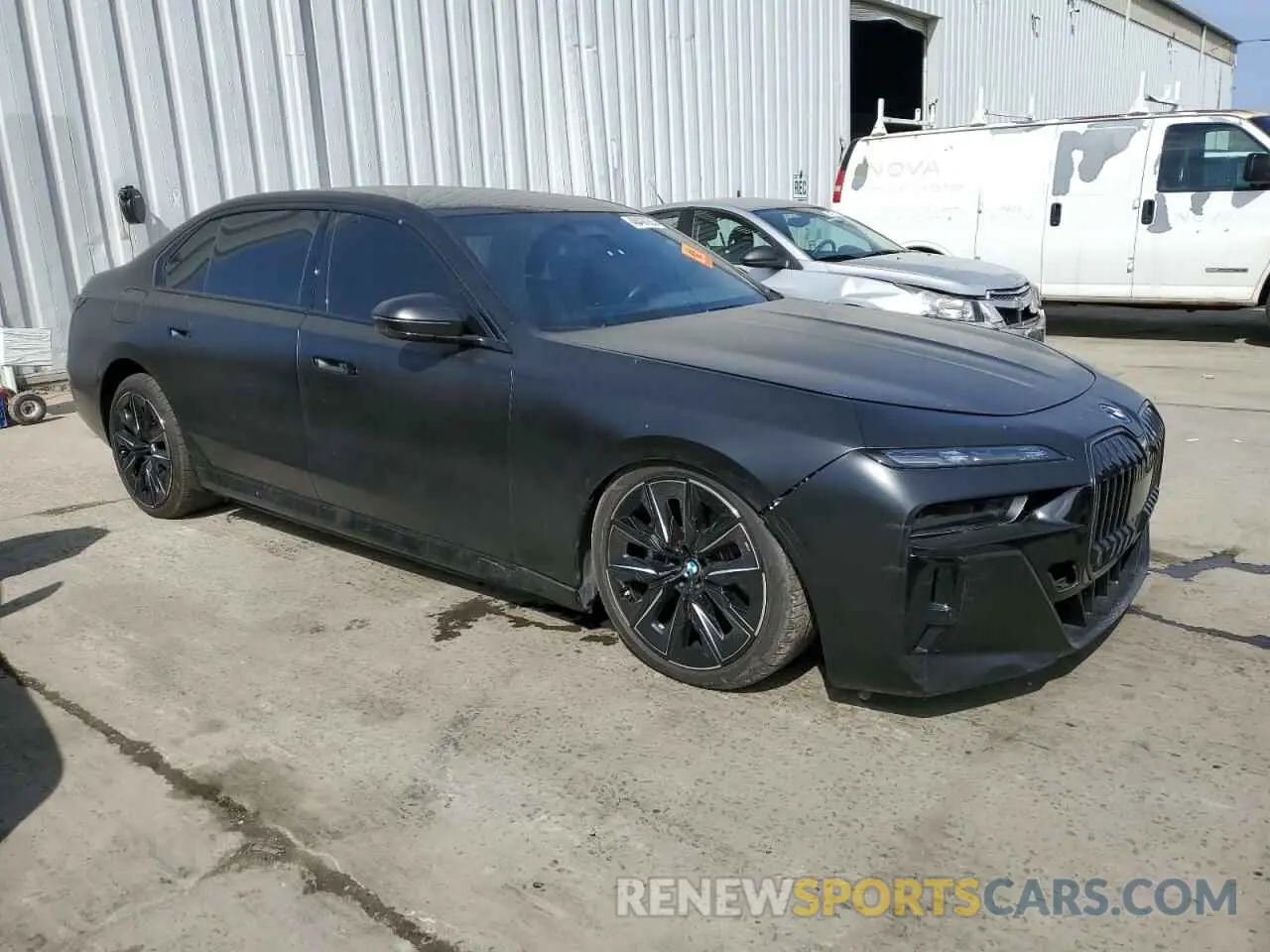 4 Photograph of a damaged car WBY53EJ07RCR57860 BMW I7 XDRIVE6 2024
