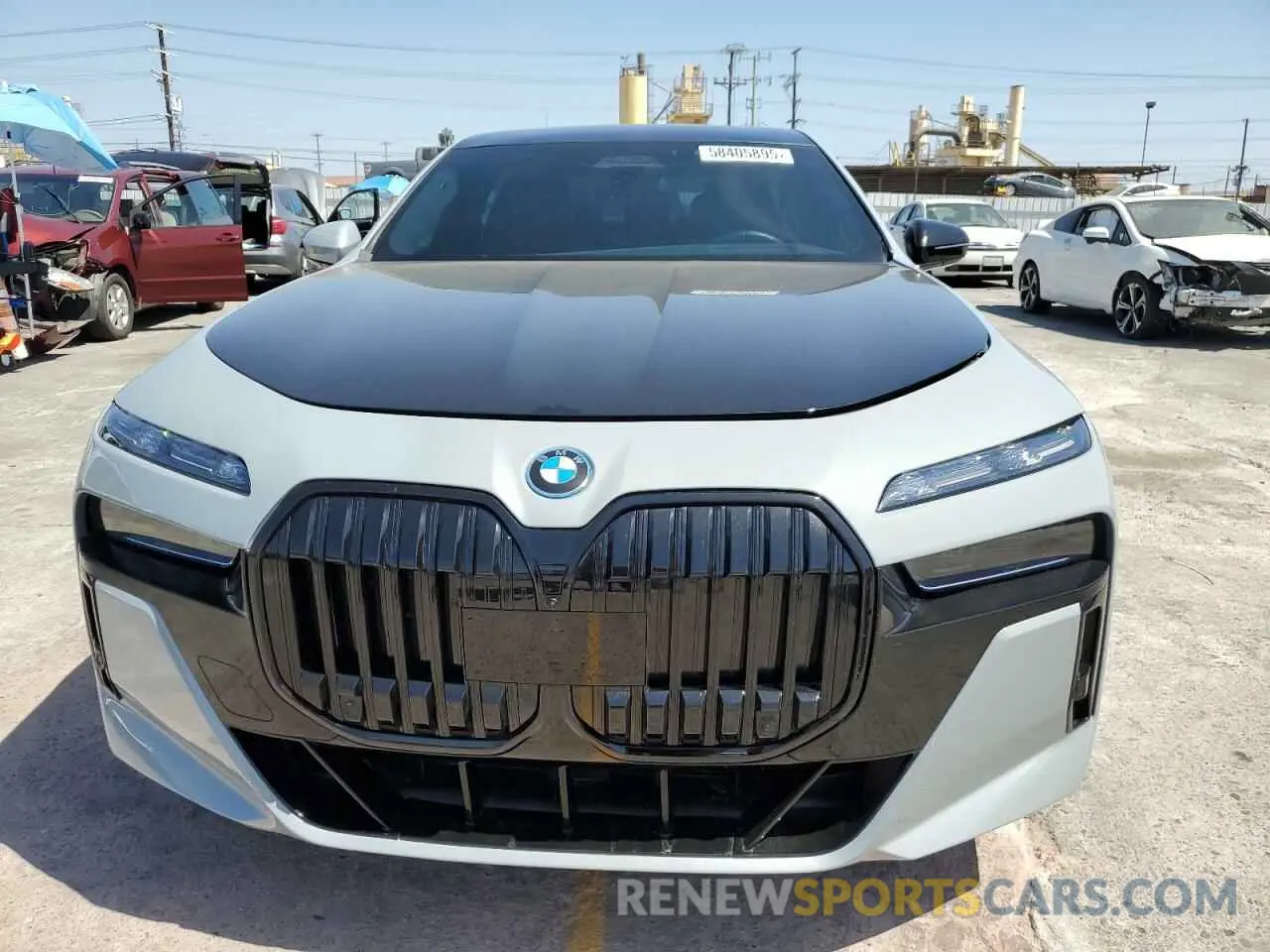 5 Photograph of a damaged car WBY53EJ09RCP16432 BMW I7 XDRIVE6 2024
