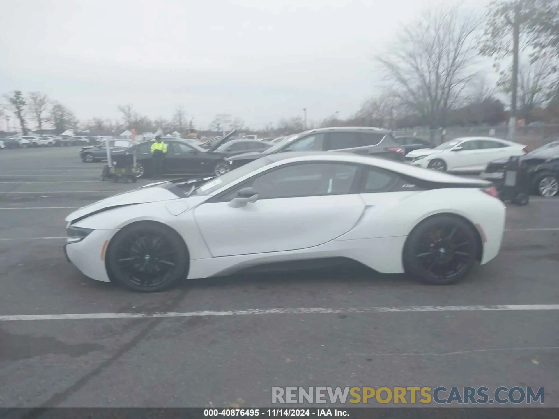 14 Photograph of a damaged car WBY2Z4C57KVB81876 BMW I8 2019