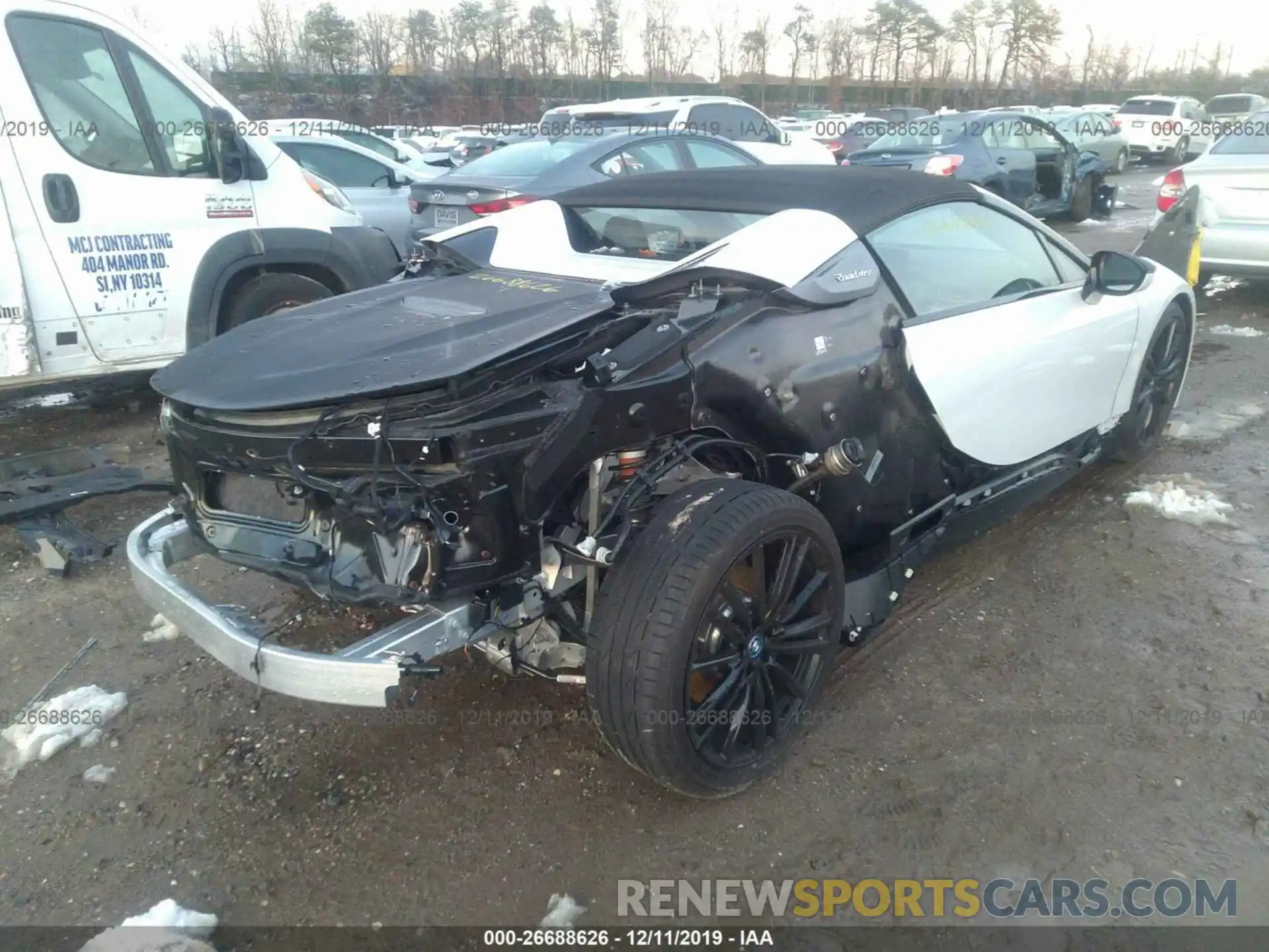 4 Photograph of a damaged car WBY2Z6C58K7D90981 BMW I8 2019