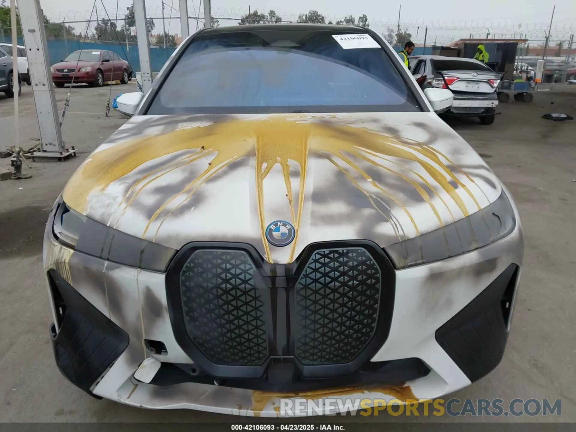 12 Photograph of a damaged car WB523CF01NCK27983 BMW IX 2022