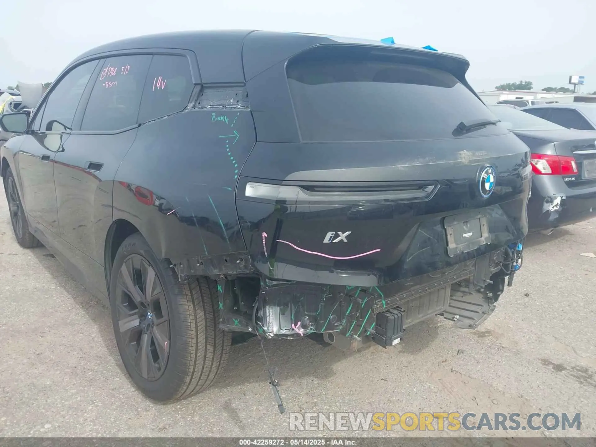 6 Photograph of a damaged car WB523CF01PCL99255 BMW IX 2023