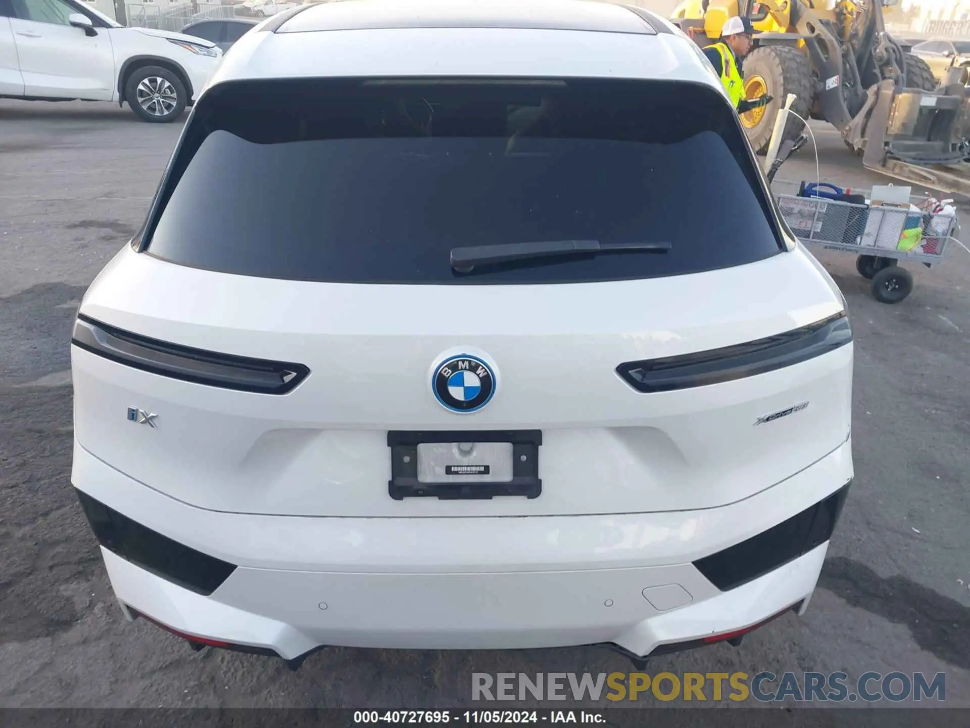 16 Photograph of a damaged car WB523CF03PCM19179 BMW IX 2023