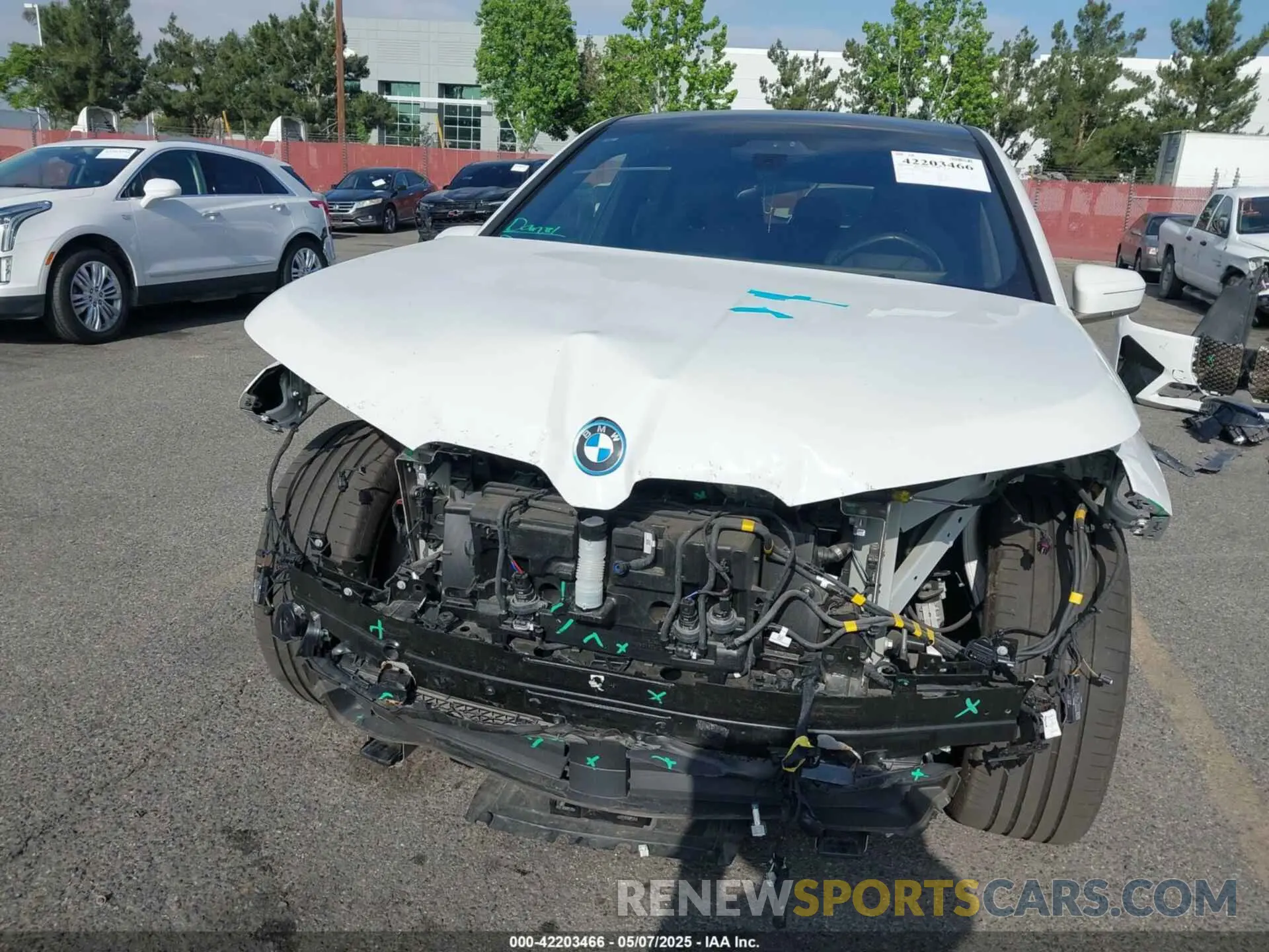 6 Photograph of a damaged car WB533CF02PCM67096 BMW IX 2023