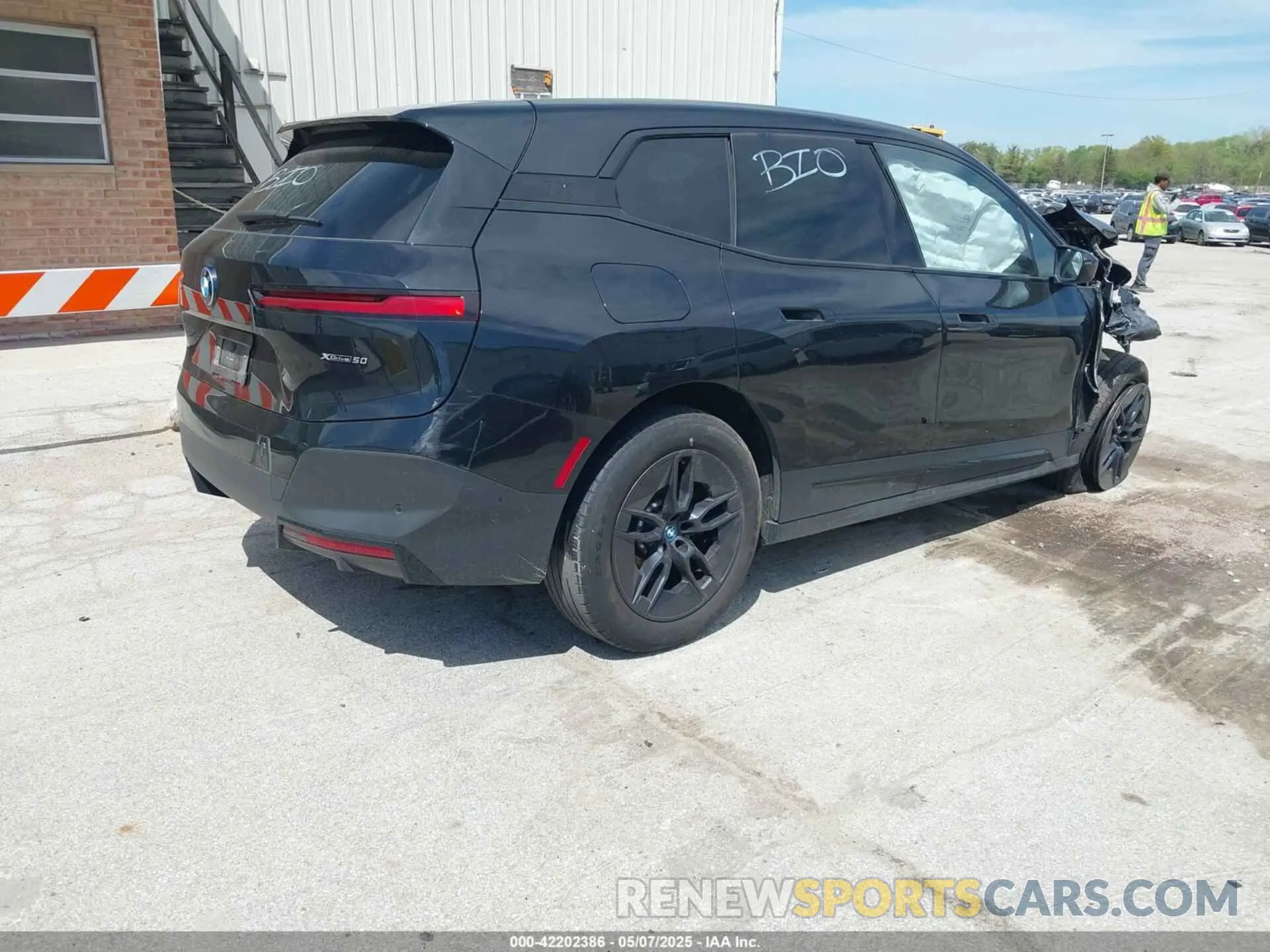 4 Photograph of a damaged car WB523CF03RCN75161 BMW IX 2024