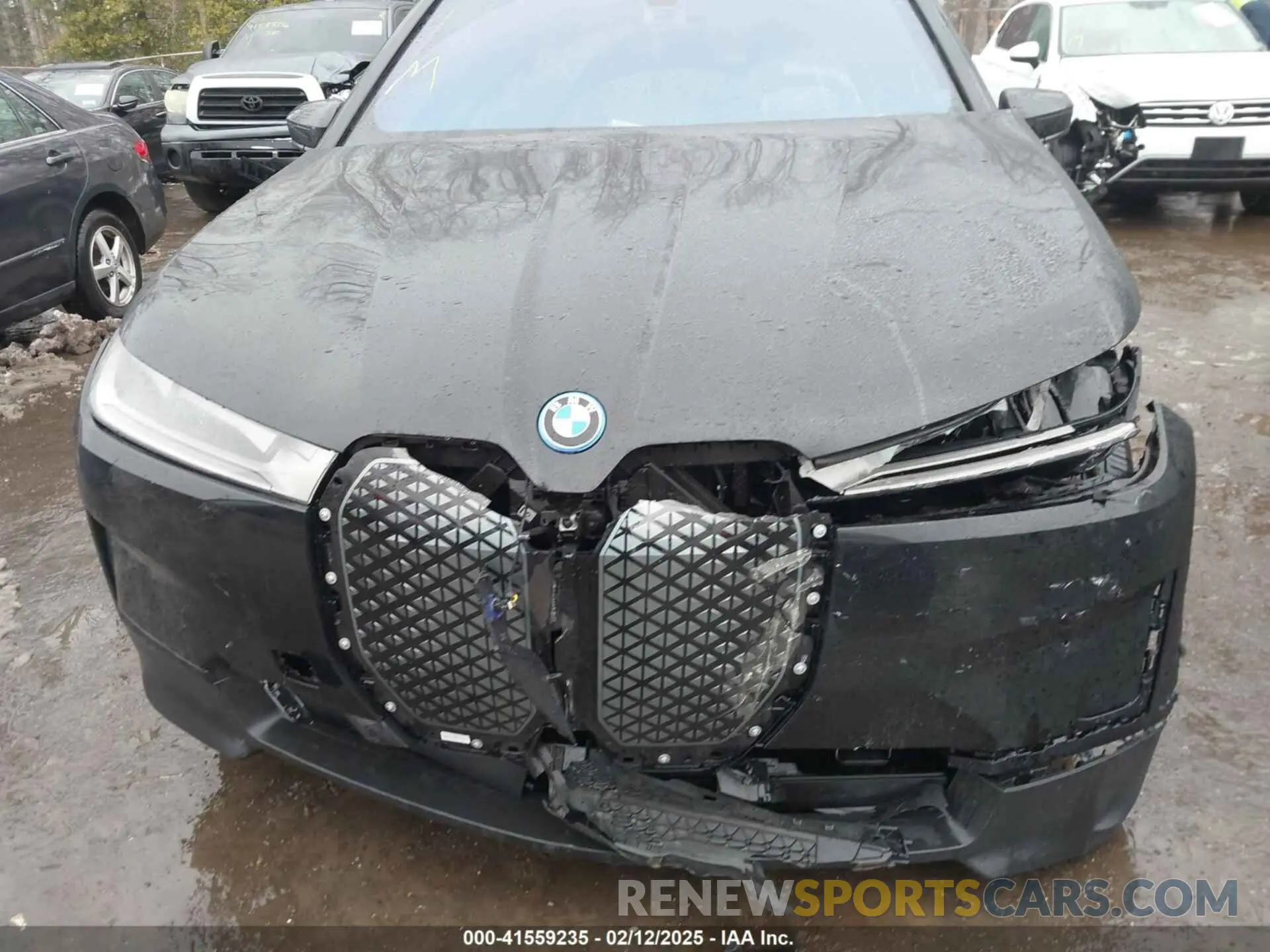 10 Photograph of a damaged car WB523CF04RCR31259 BMW IX 2024