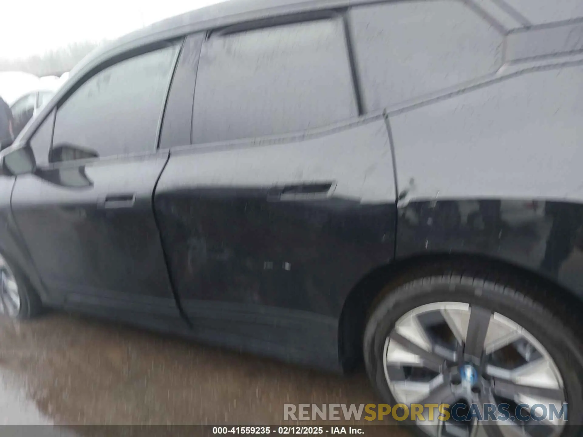 13 Photograph of a damaged car WB523CF04RCR31259 BMW IX 2024
