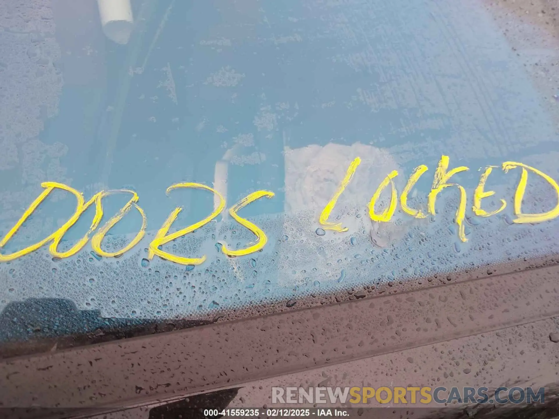16 Photograph of a damaged car WB523CF04RCR31259 BMW IX 2024