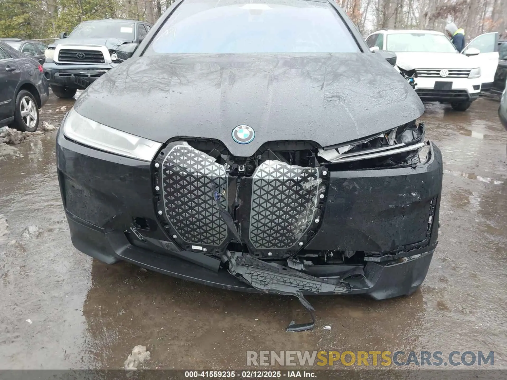 6 Photograph of a damaged car WB523CF04RCR31259 BMW IX 2024