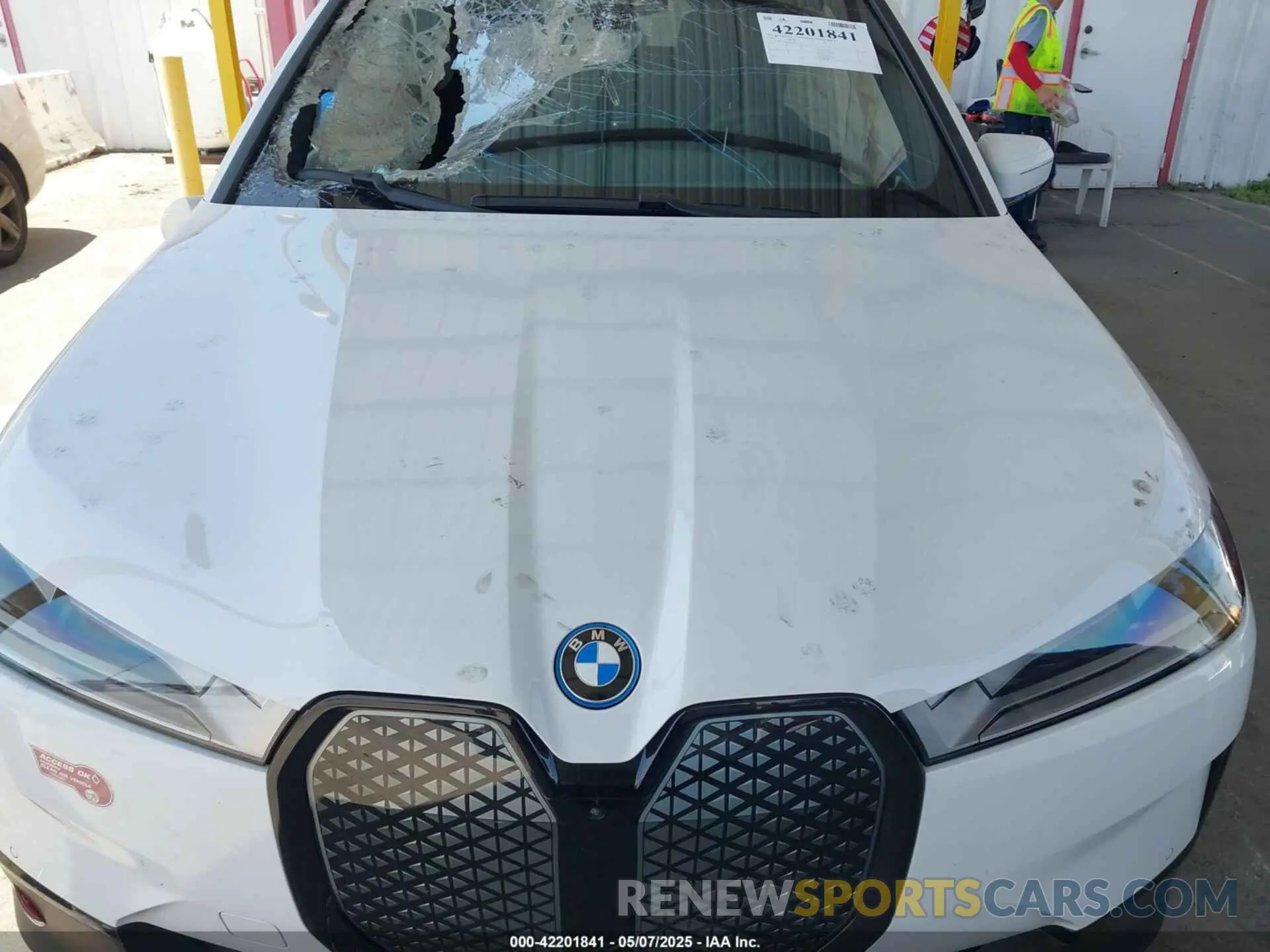 10 Photograph of a damaged car WB523CF05RCR75951 BMW IX 2024