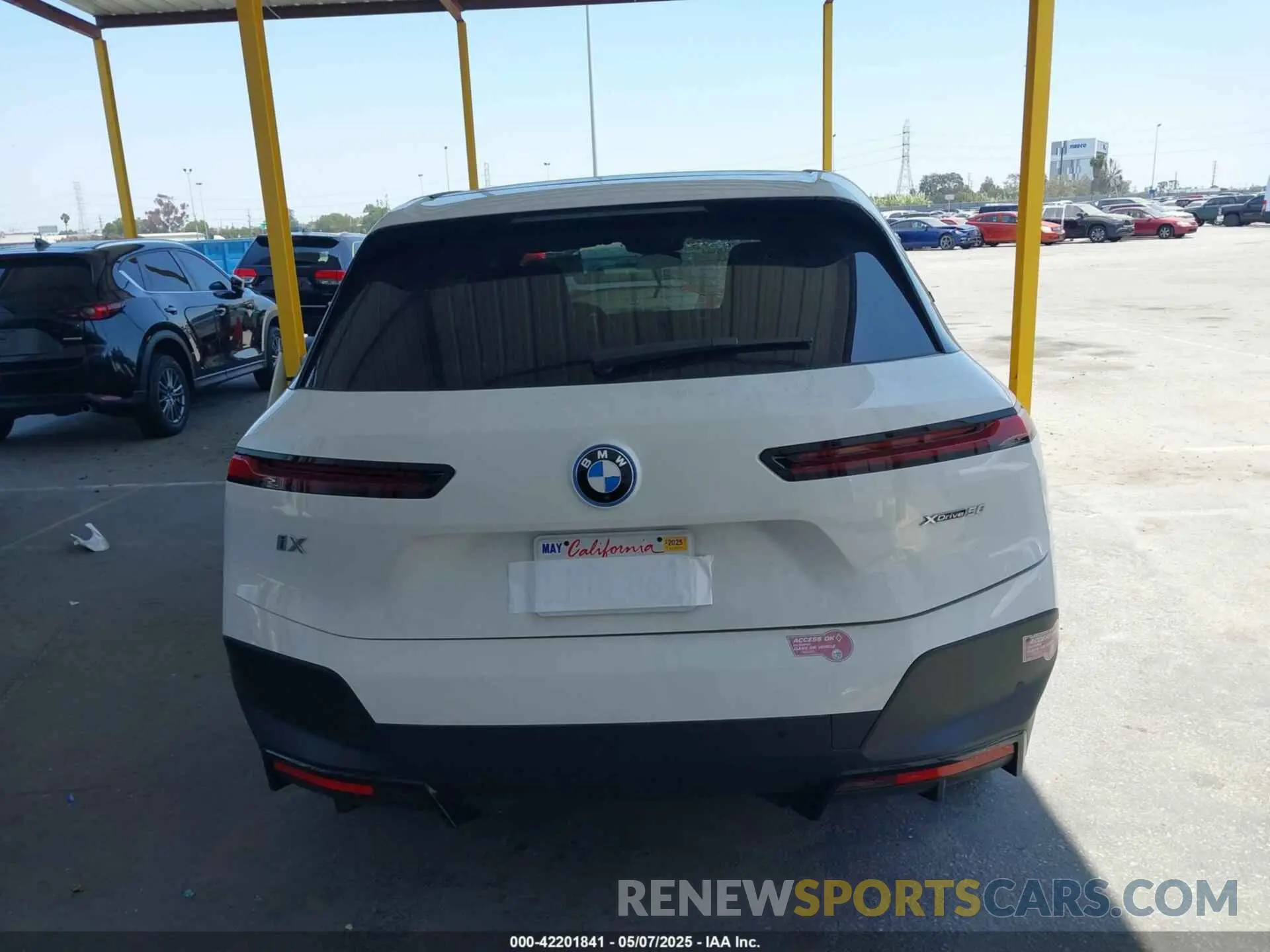 16 Photograph of a damaged car WB523CF05RCR75951 BMW IX 2024