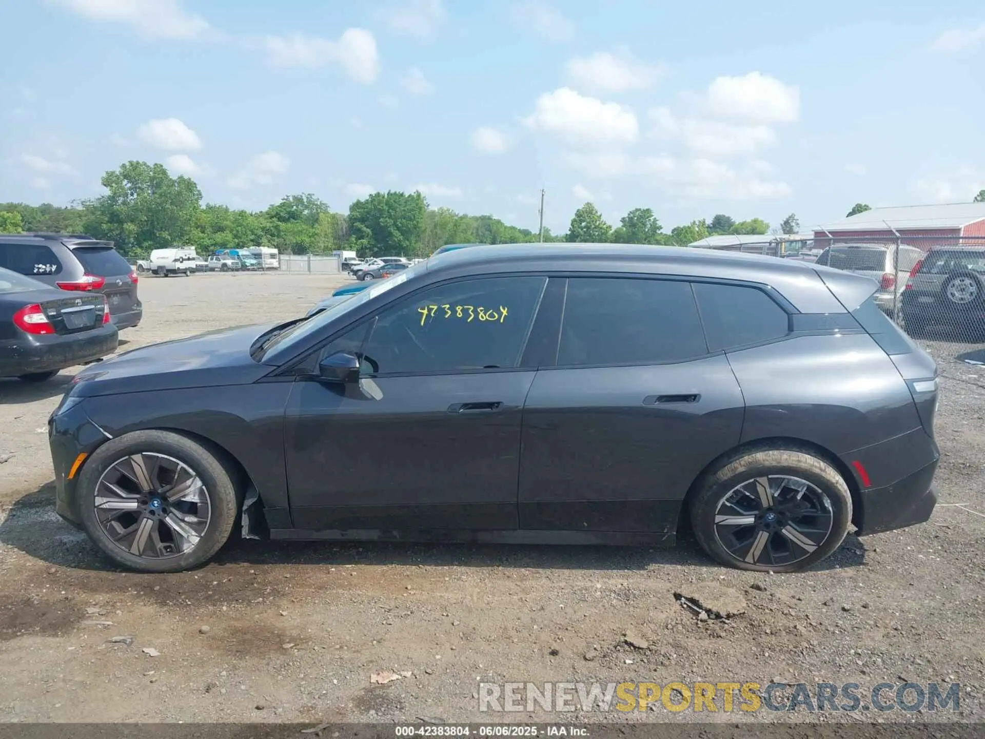 14 Photograph of a damaged car WB523CF06RCR13569 BMW IX 2024