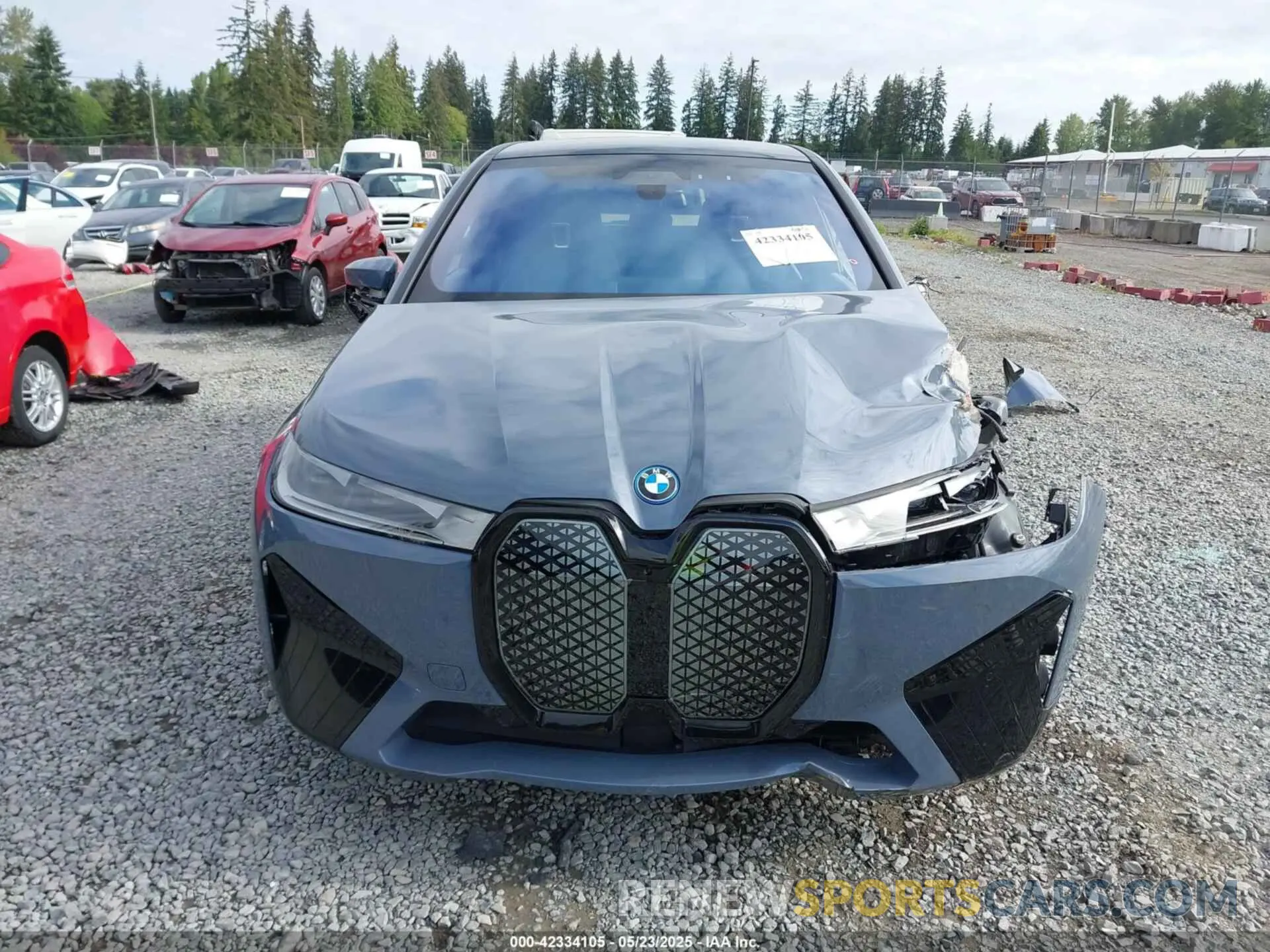 13 Photograph of a damaged car WB523CF08RCN65886 BMW IX 2024