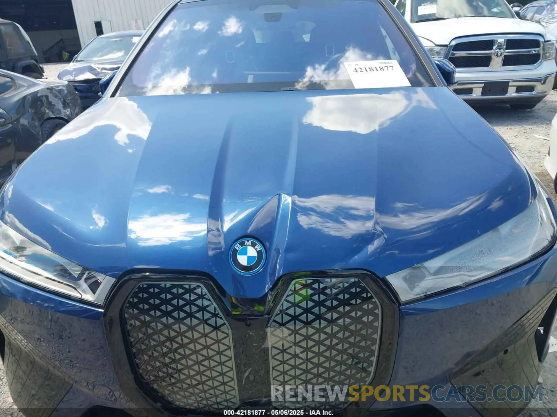 10 Photograph of a damaged car WB523CF0XRCP58542 BMW IX 2024