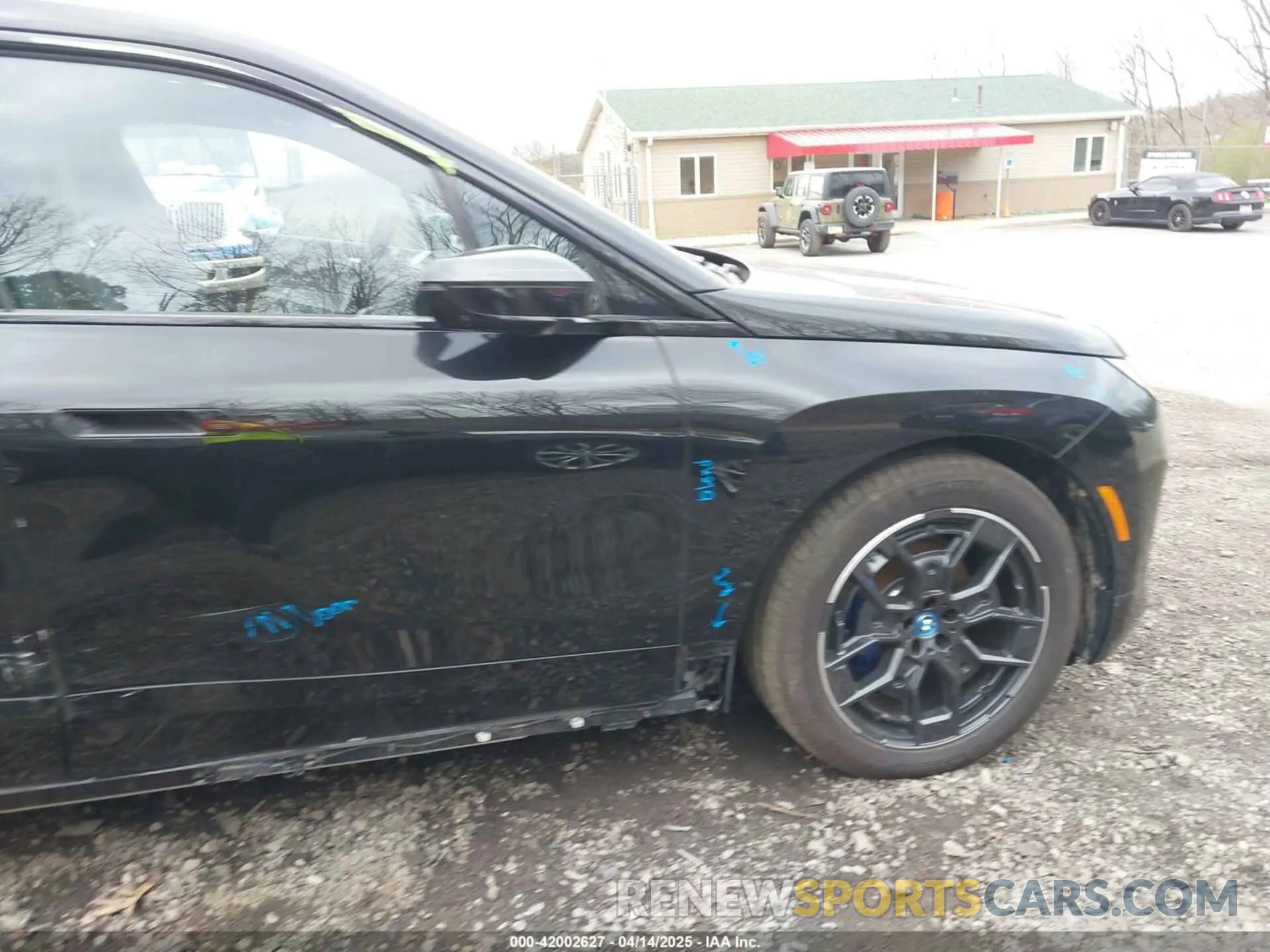 21 Photograph of a damaged car WB523CF00SCT84335 BMW IX 2025