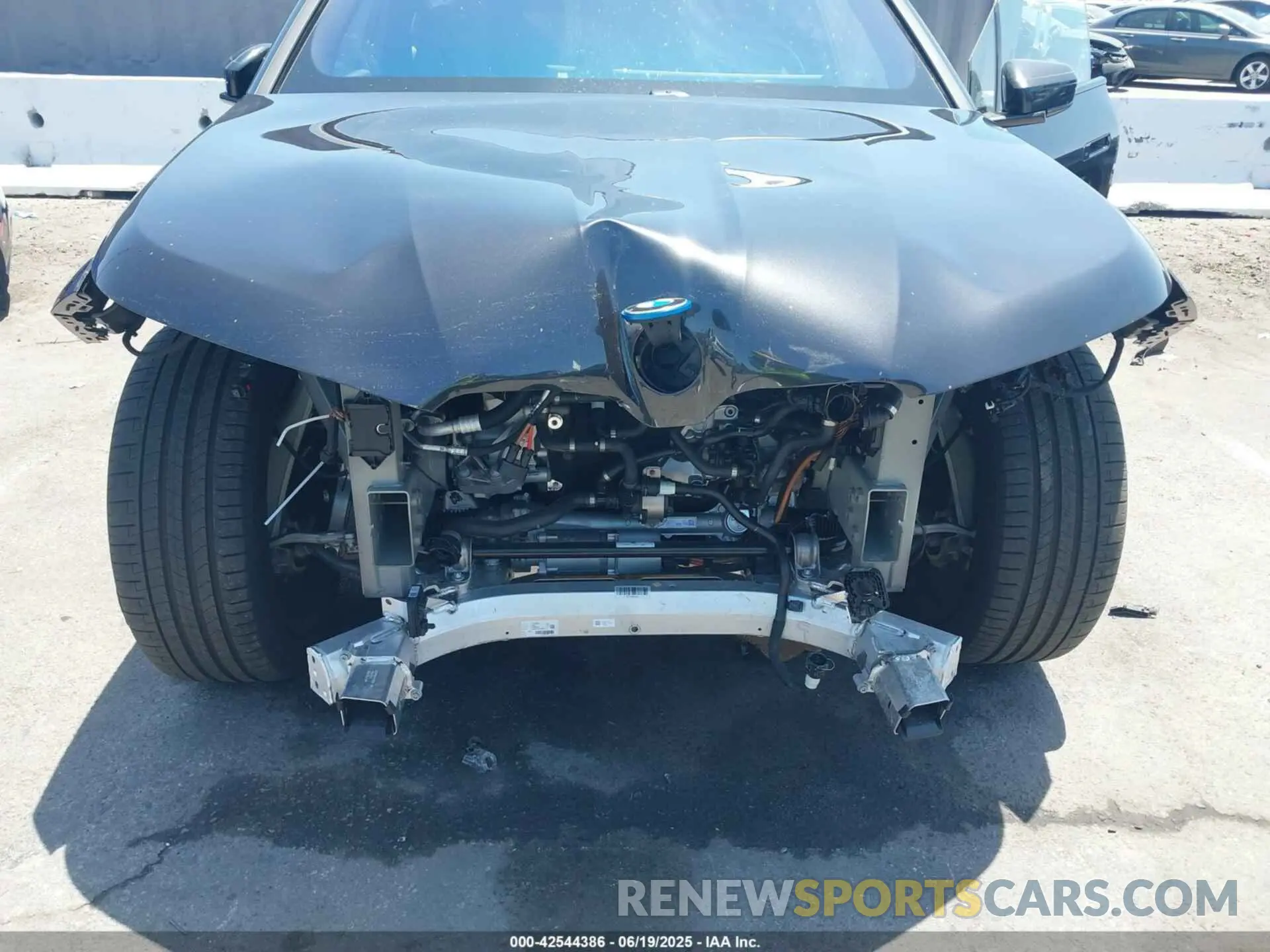 6 Photograph of a damaged car WB523CF04SCT83589 BMW IX 2025