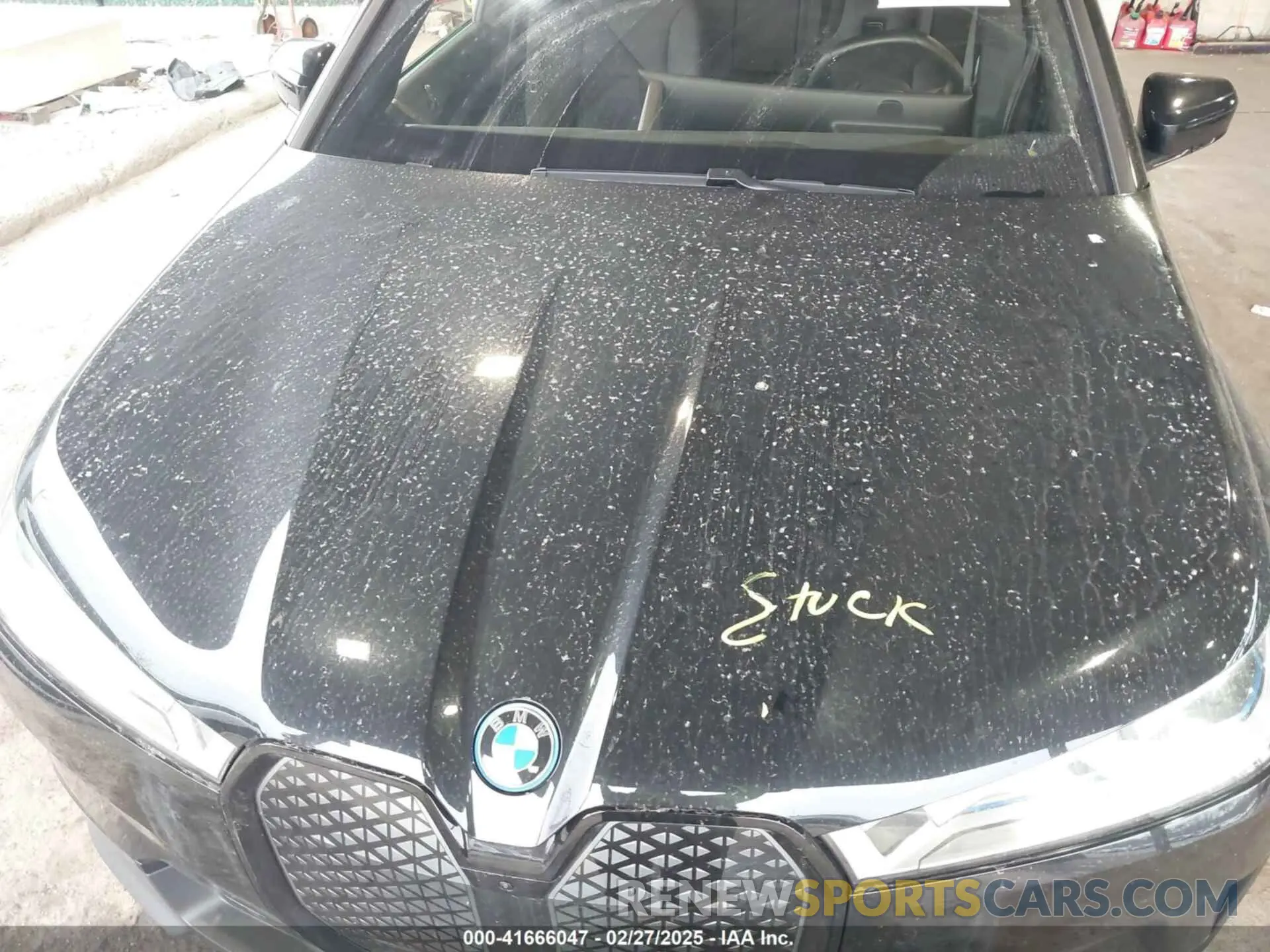 10 Photograph of a damaged car WB523CF08SCS59616 BMW IX 2025