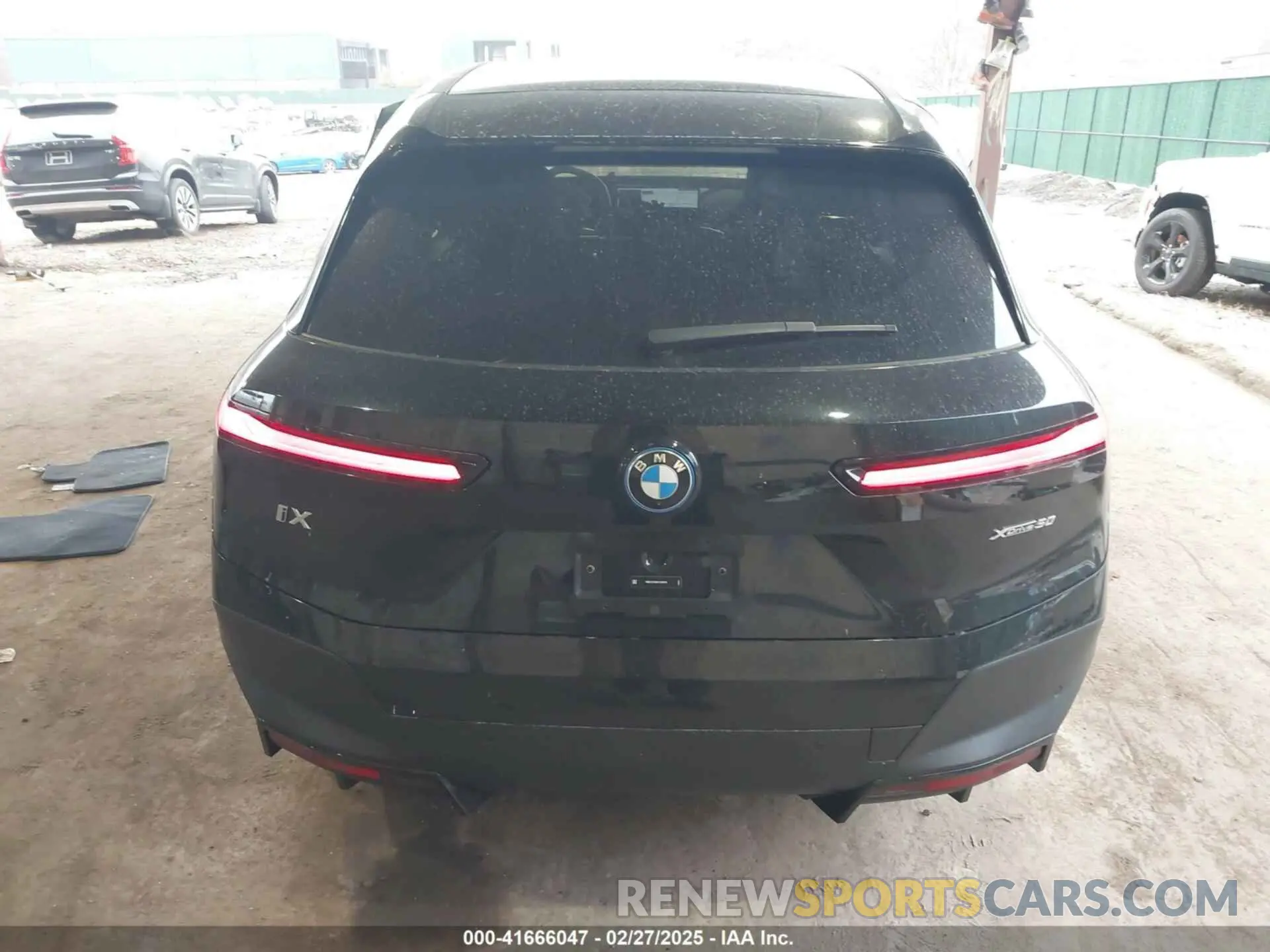 17 Photograph of a damaged car WB523CF08SCS59616 BMW IX 2025