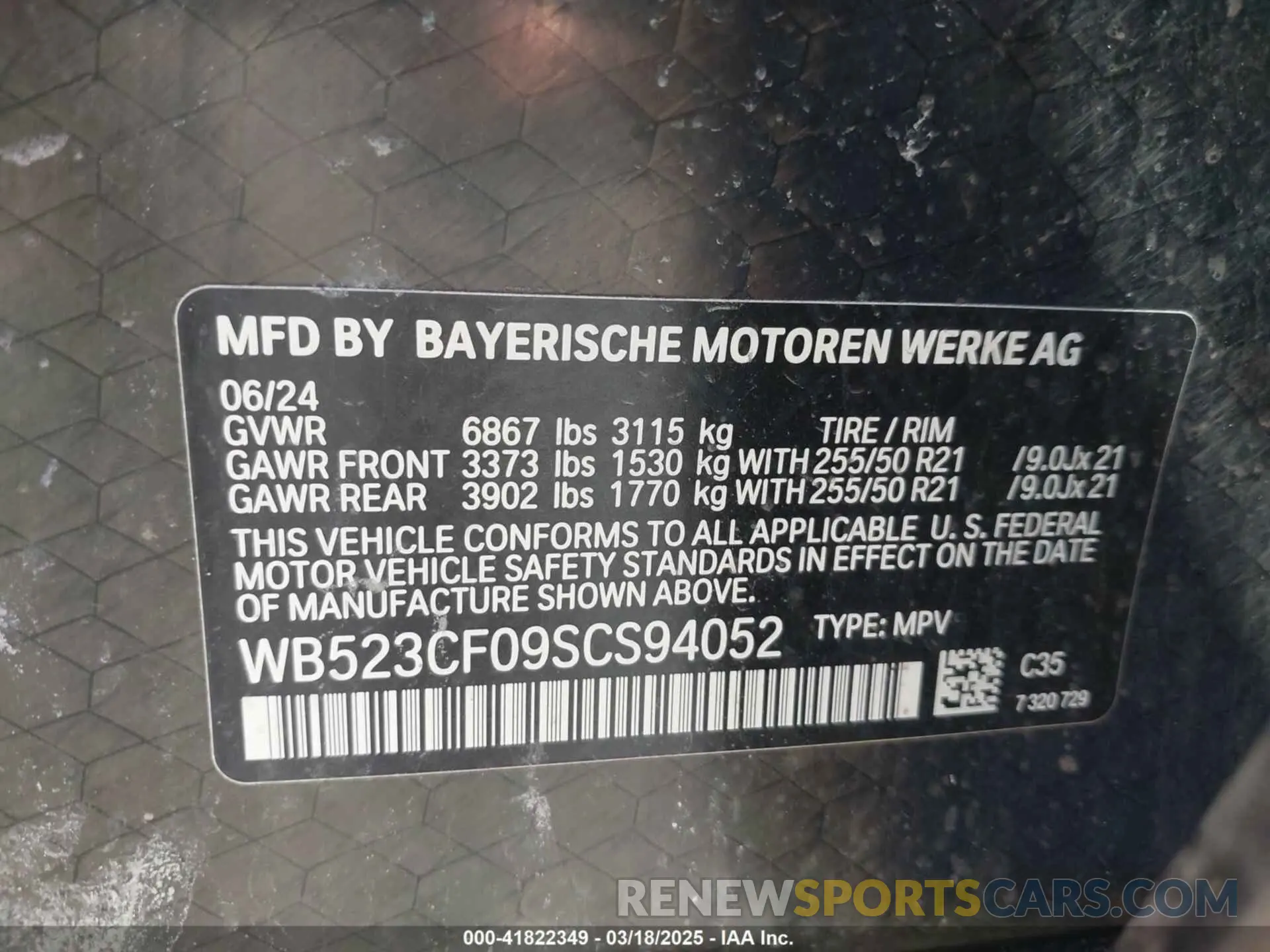 9 Photograph of a damaged car WB523CF09SCS94052 BMW IX 2025