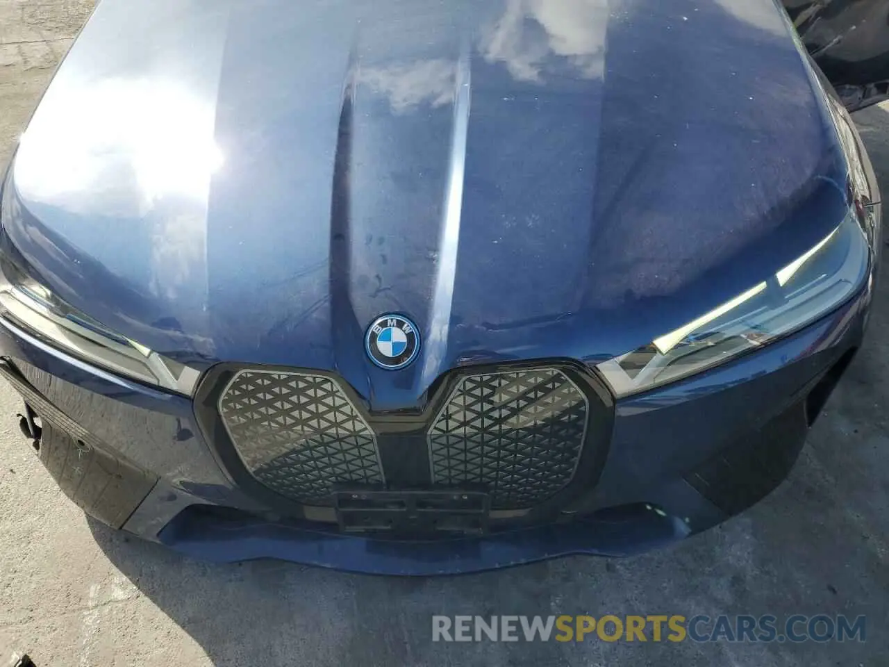 12 Photograph of a damaged car WB523CF02PCM05015 BMW IX XDRIVE5 2023