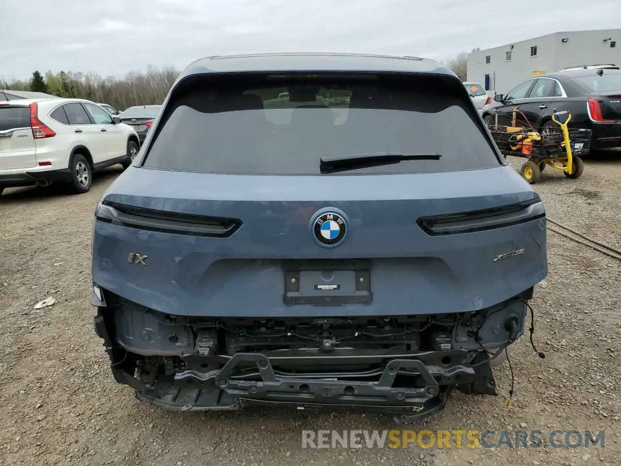 6 Photograph of a damaged car WB523CF0XPCM07904 BMW IX XDRIVE5 2023