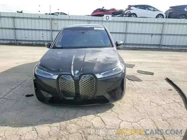 11 Photograph of a damaged car WB523CF00RCN44708 BMW IX XDRIVE5 2024