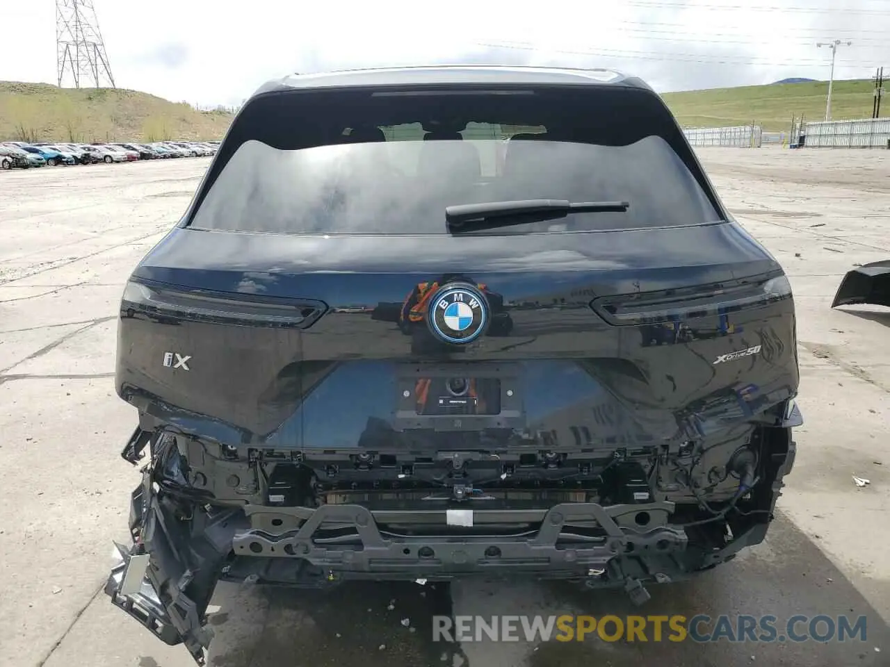 6 Photograph of a damaged car WB523CF07RCP08357 BMW IX XDRIVE5 2024
