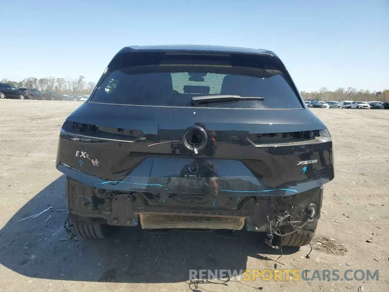 6 Photograph of a damaged car WB523CF07RCP16989 BMW IX XDRIVE5 2024