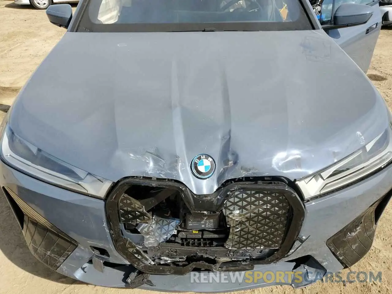 13 Photograph of a damaged car WB523CF08RCR31149 BMW IX XDRIVE5 2024