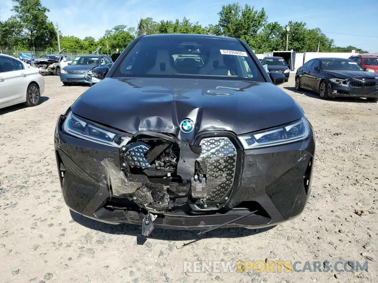 5 Photograph of a damaged car WB523CF0XRCN14681 BMW IX XDRIVE5 2024