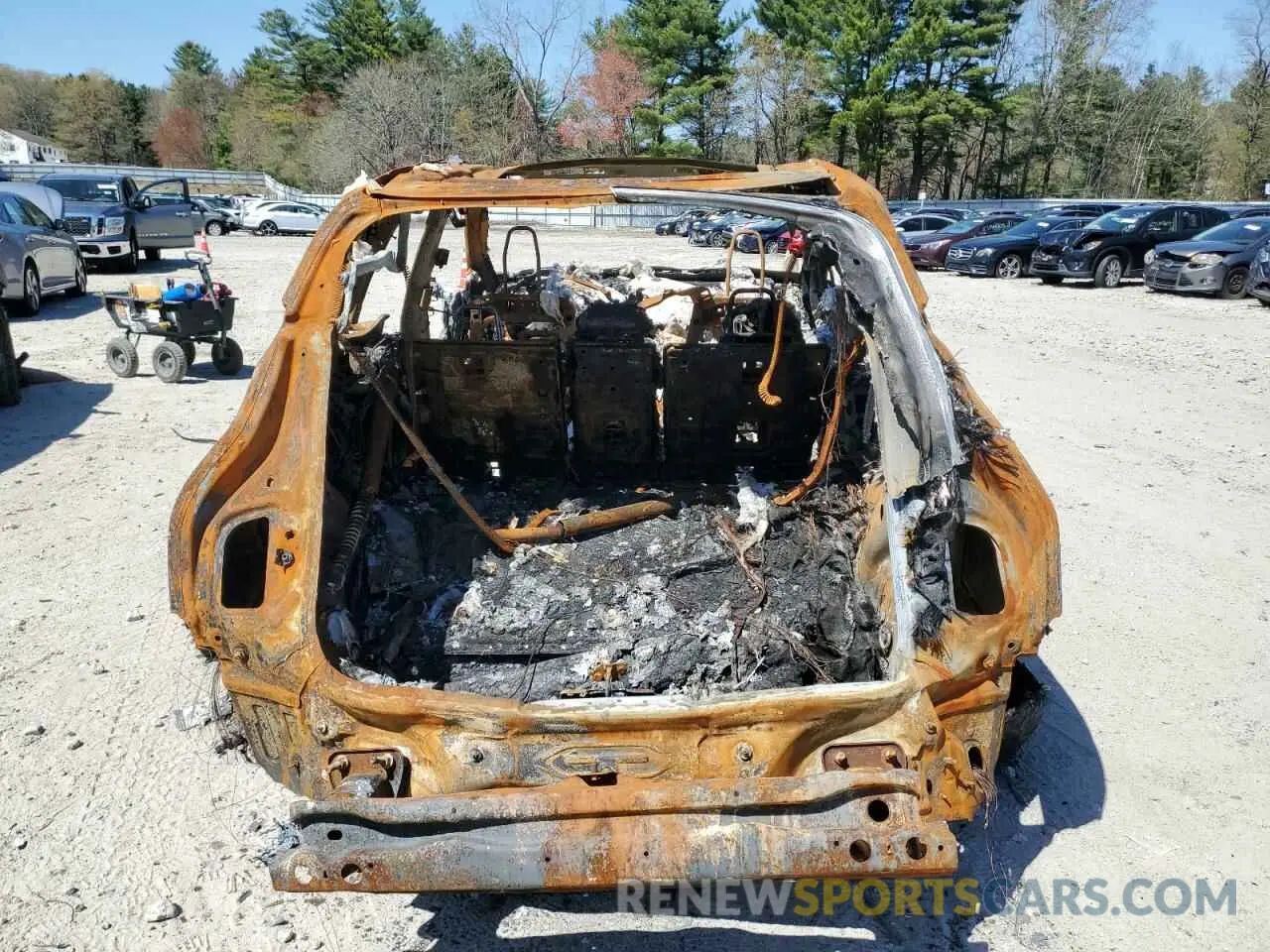 6 Photograph of a damaged car WB523CF02SCU03810 BMW IX XDRIVE5 2025