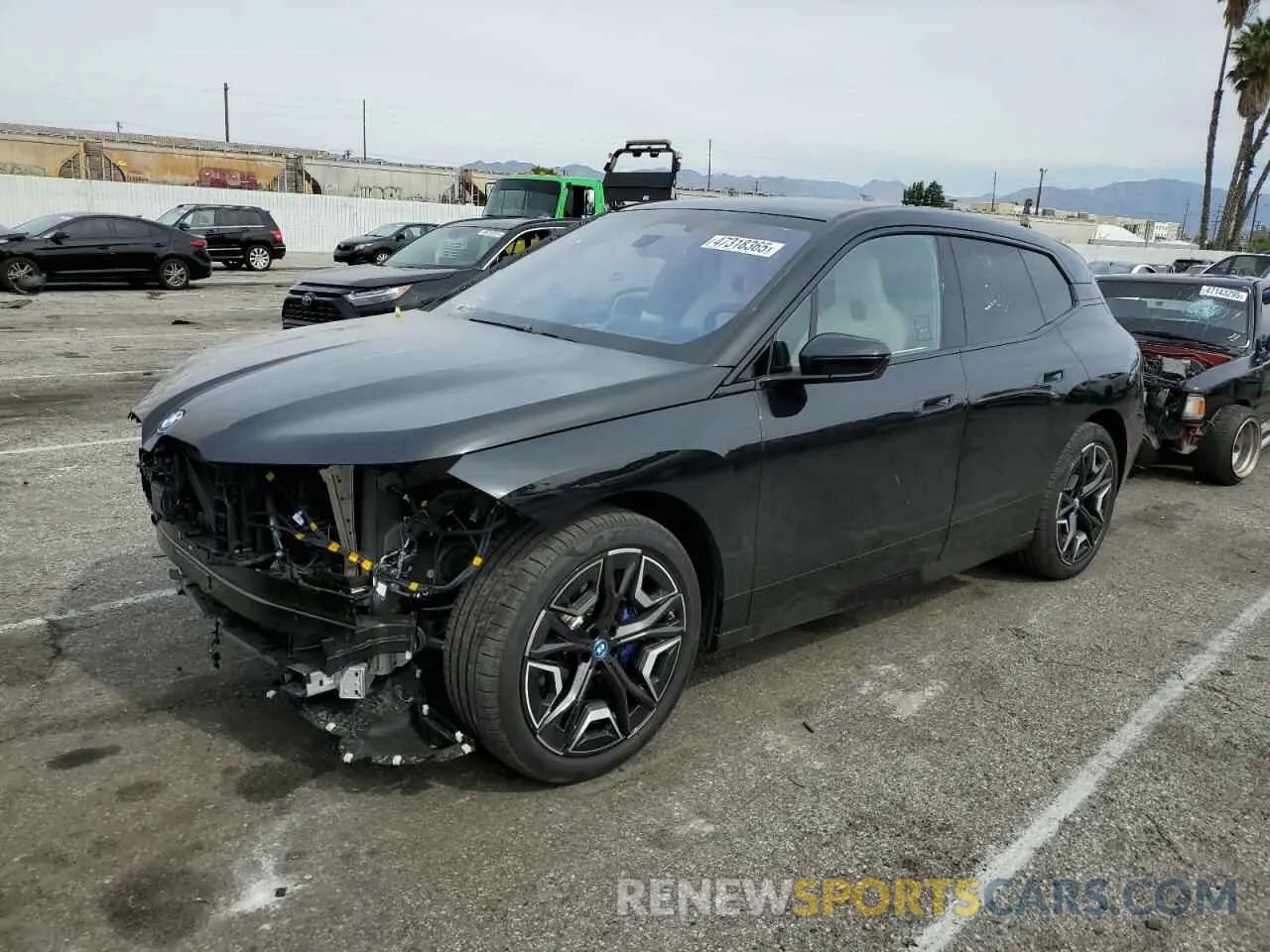 1 Photograph of a damaged car WB523CF06SCT06612 BMW IX XDRIVE5 2025