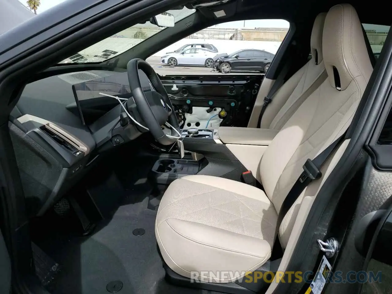 7 Photograph of a damaged car WB523CF06SCT06612 BMW IX XDRIVE5 2025