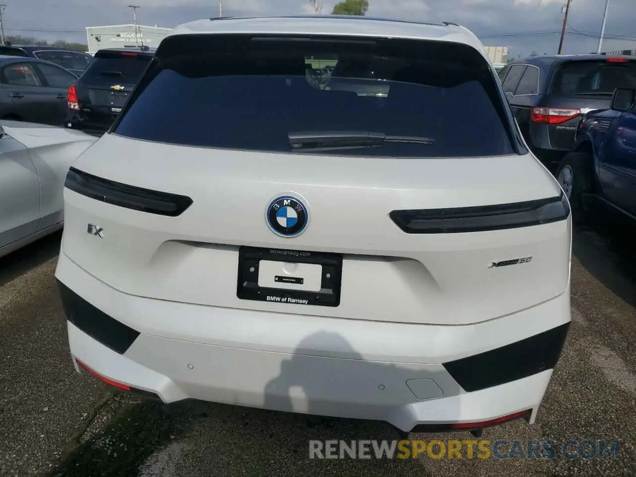 6 Photograph of a damaged car WB523CF07SCT08532 BMW IX XDRIVE5 2025